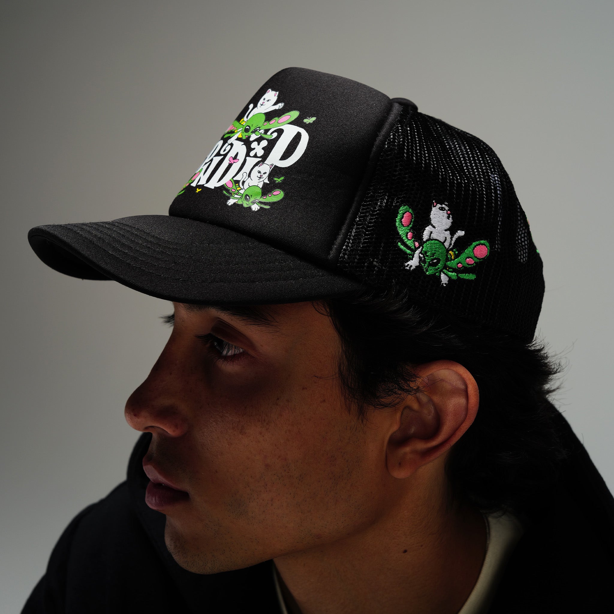  Fly Away Trucker Hat (Black)、mySite、merchandisen