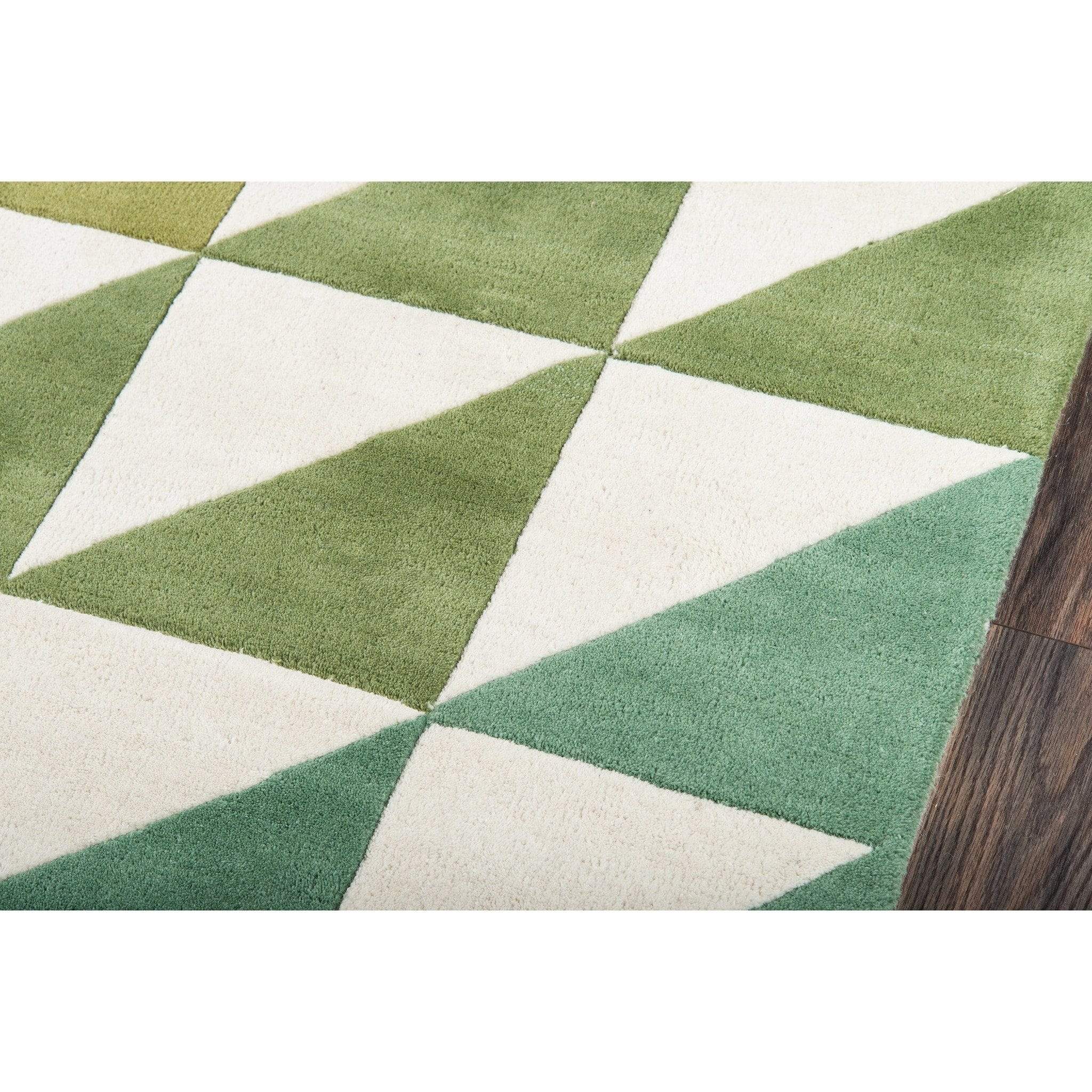 Novogratz Delmar Agatha Side Triangle Lime Area Rug、mySite、gigharbornorthrealestate