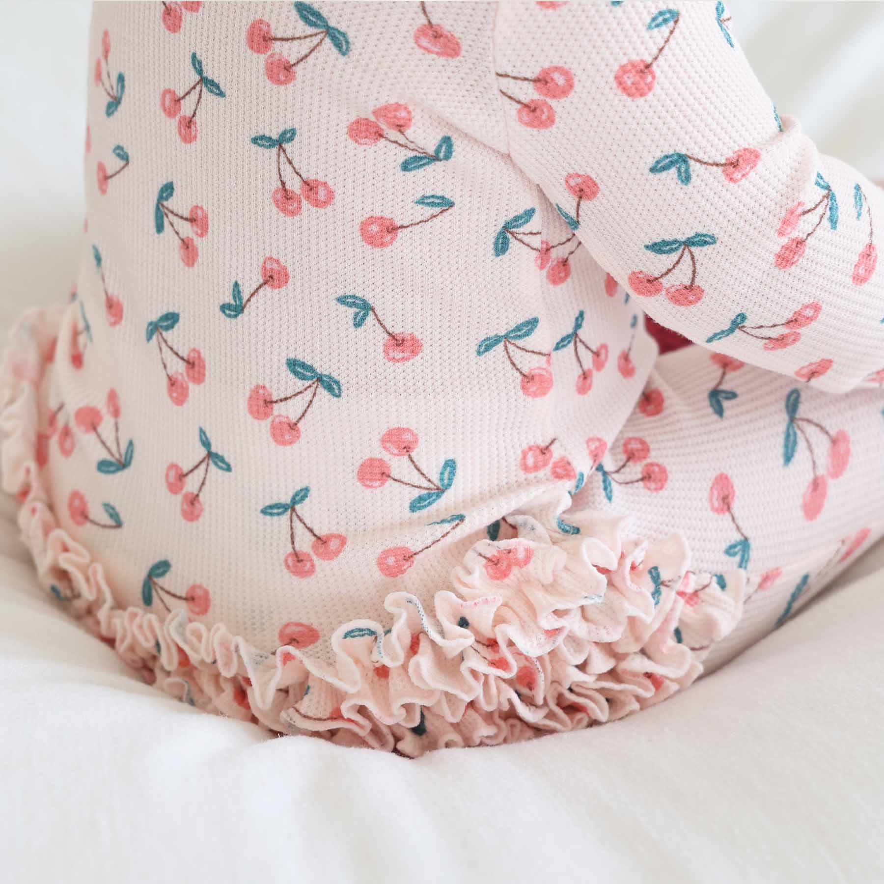  Cherry On Top Bamboo Waffle Zipper Ruffle Footie、mySite、layawaytickets