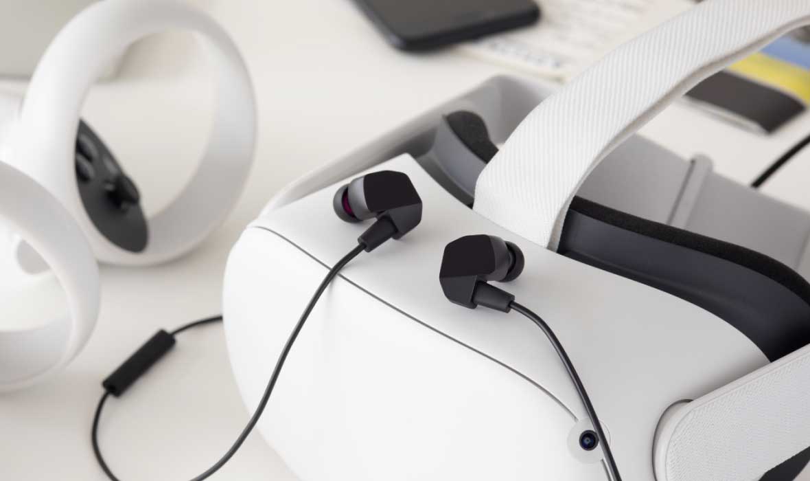 Headphone-Zone-Final Audio-VR3000