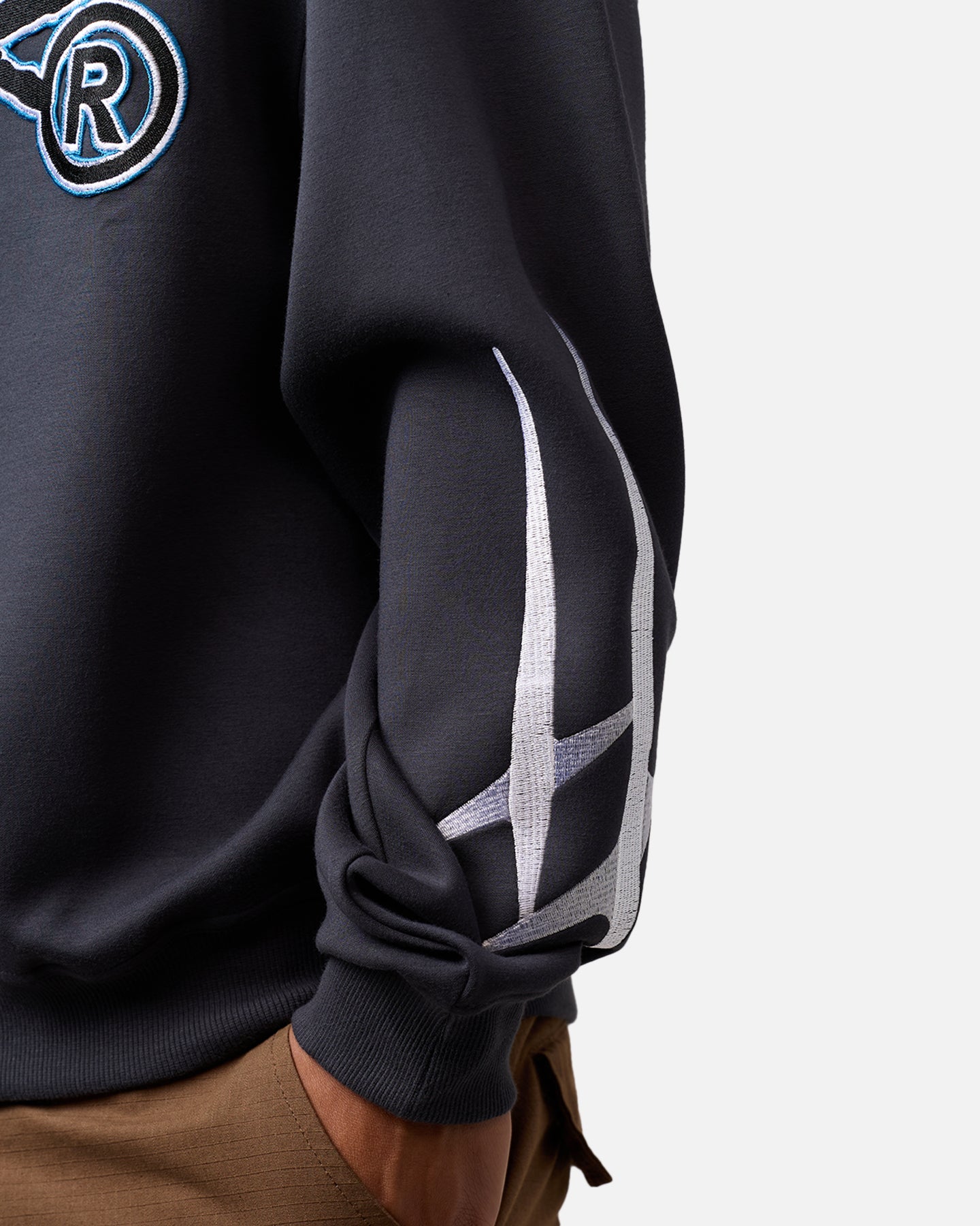 Loiter World Series Crewneck Navy、mySite、zt4zffjzw