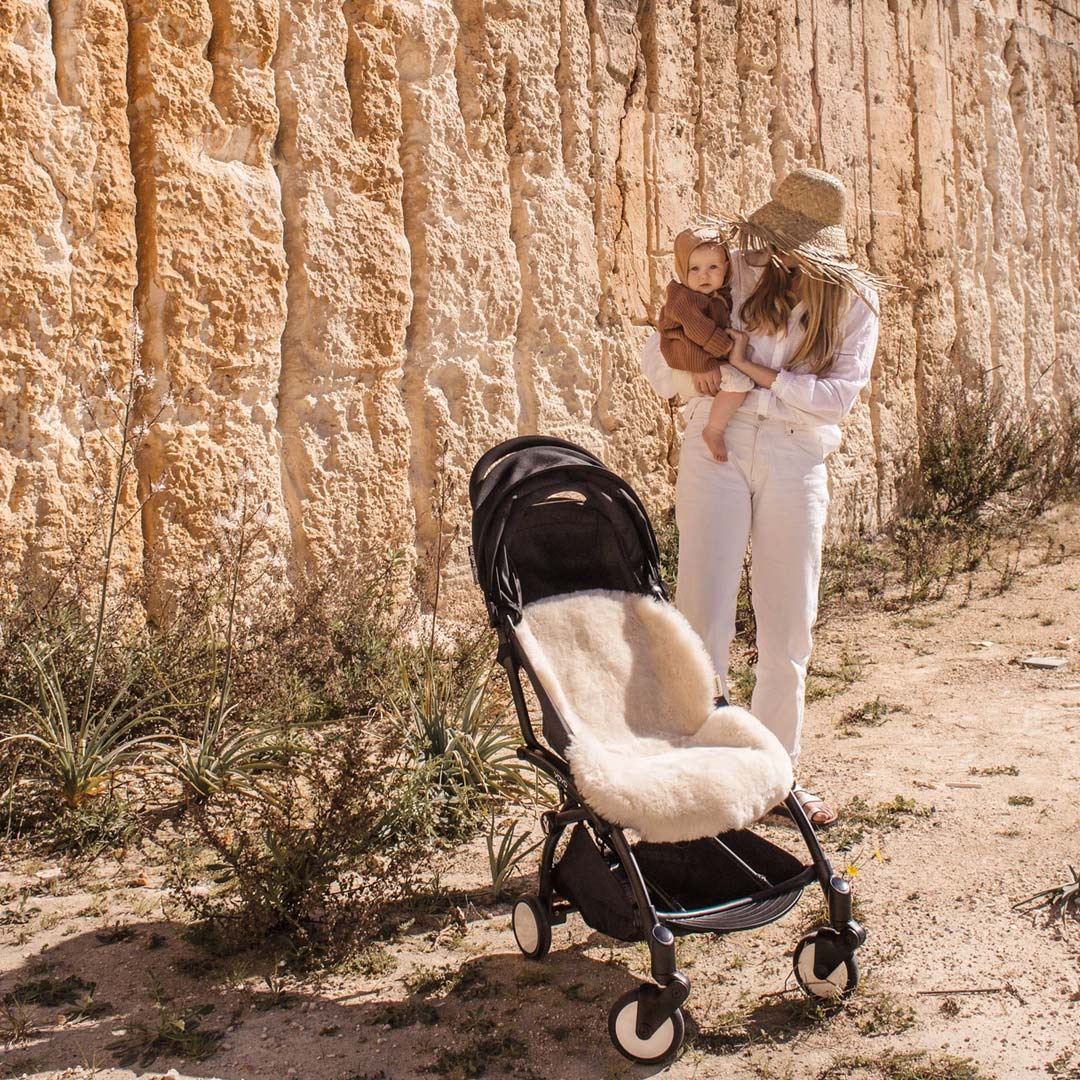  BINIBAMBA Merino Sheepskin Snuggler - Milk、mySite、merchandisen