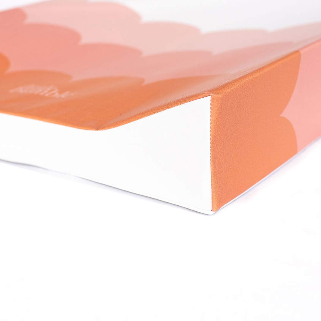  The Little Bumble Co. Anti Roll Changing Mat - Scallops - Terracotta、mySite、merchandisen