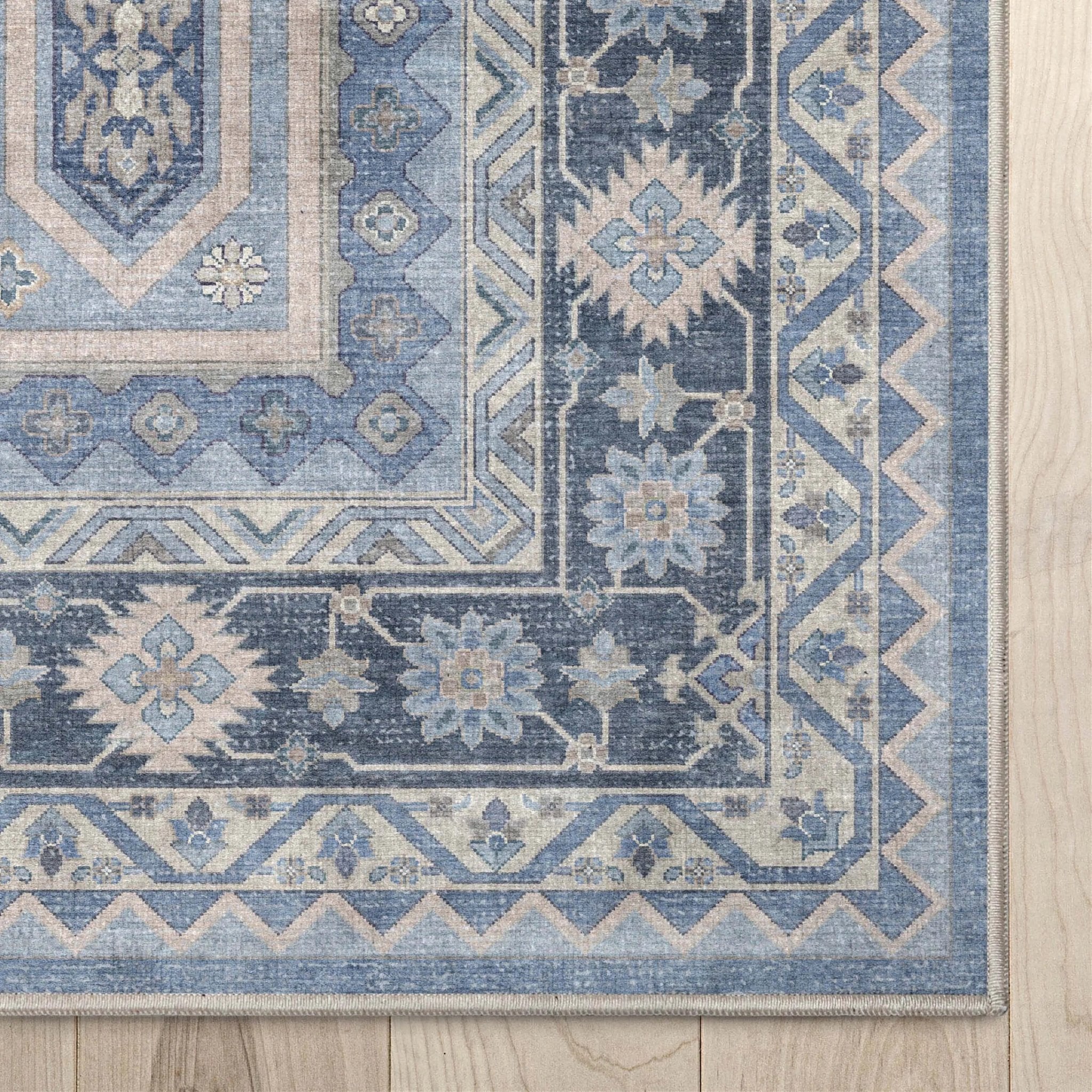 Nicosia Vintage Tribal Medallion Flat-Weave Rug、mySite、gigharbornorthrealestate