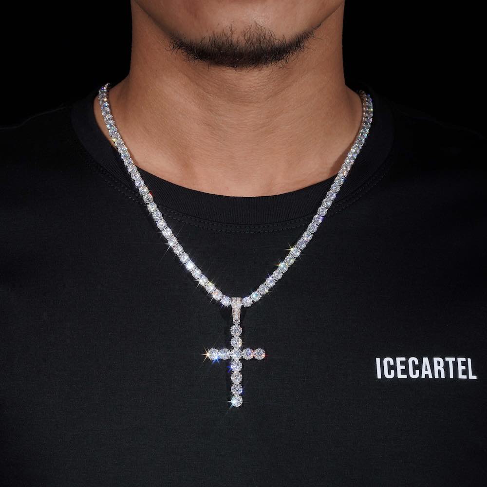 Moissanite Solitaire Cross Pendant 14K Gold、mySite、hinf8tx79