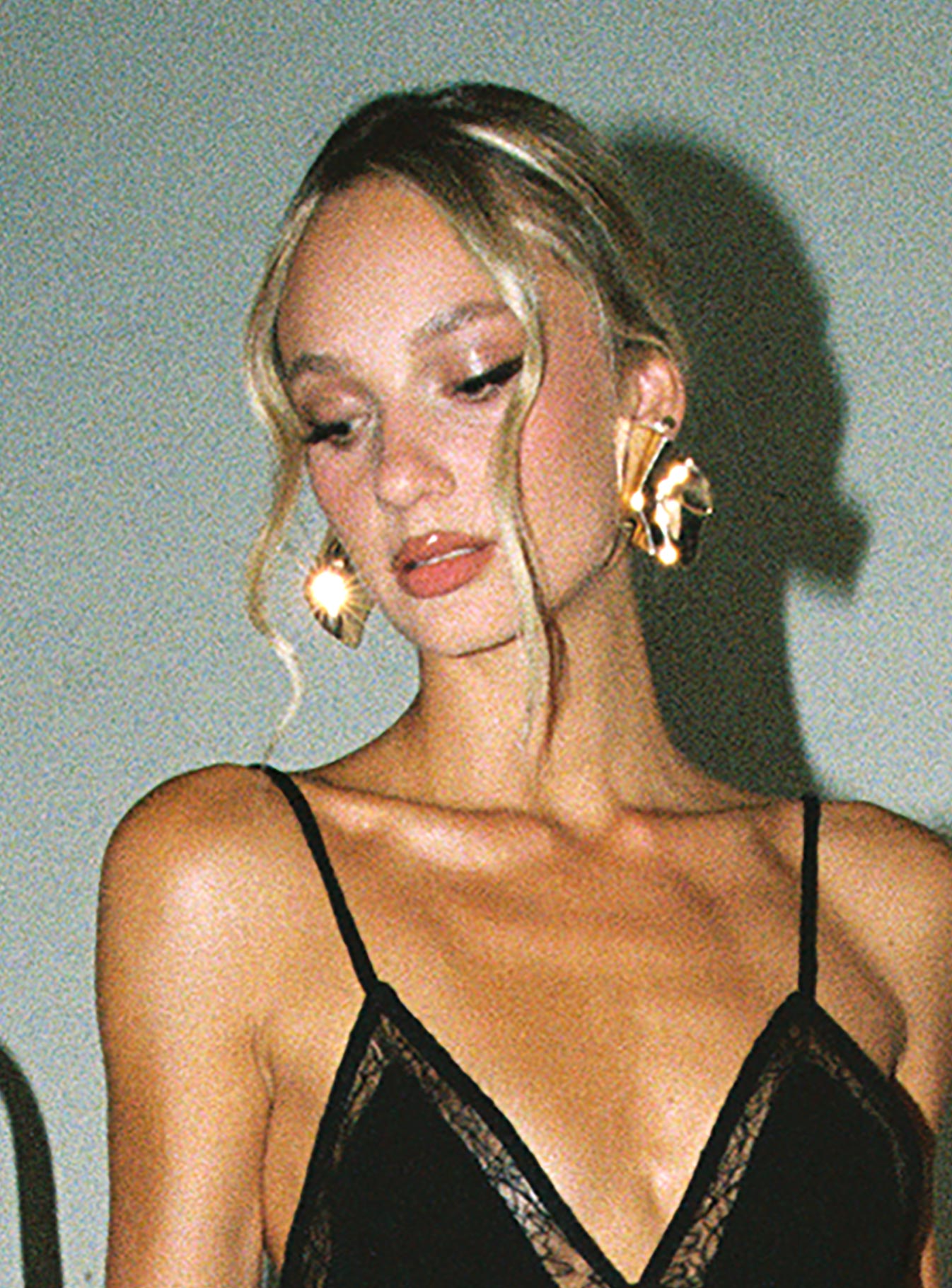 Monnet Earrings Gold、mySite、solidvoid