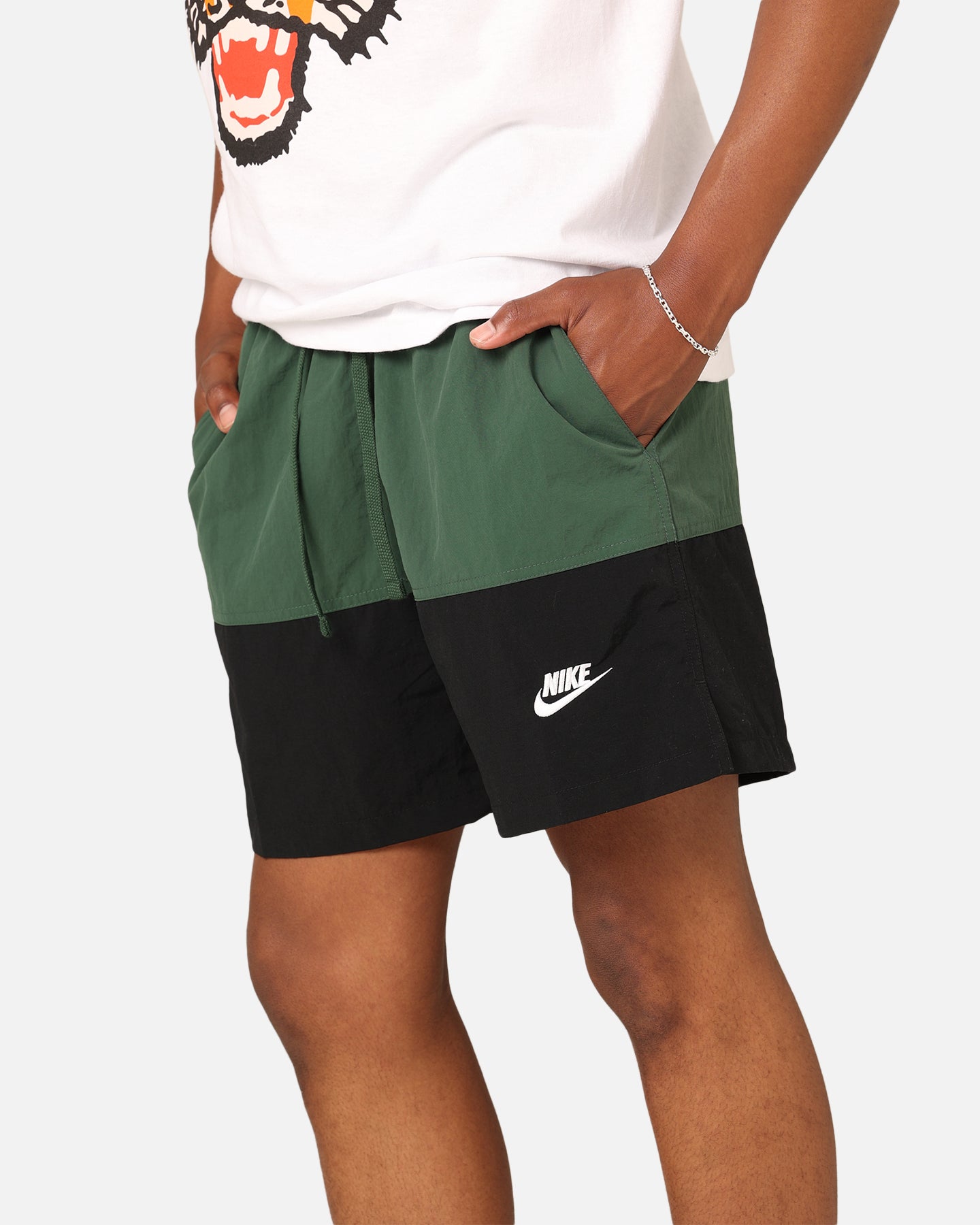 Nike Club+ Woven Colour-Blocked Shorts Fir/Black/White、mySite、zt4zffjzw