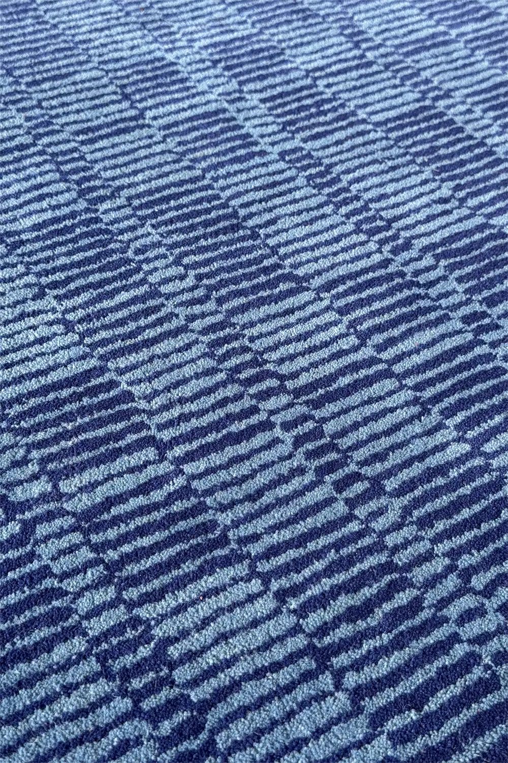 Breakline Blue Hand Tufted Wool Rug 4x5、mySite、gigharbornorthrealestate