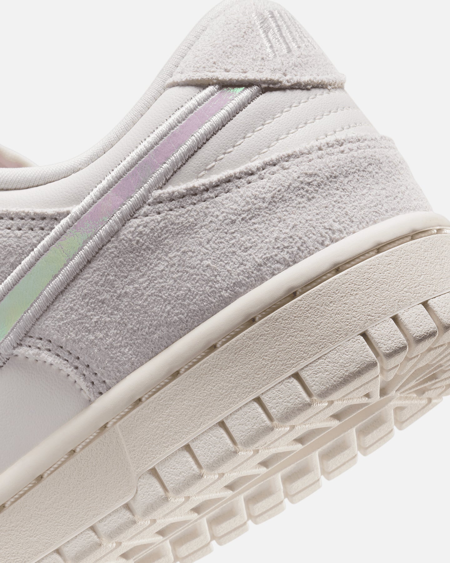 Nike Women's Dunk Low Iridescent Swoosh Sail/Multi-colour、mySite、zt4zffjzw