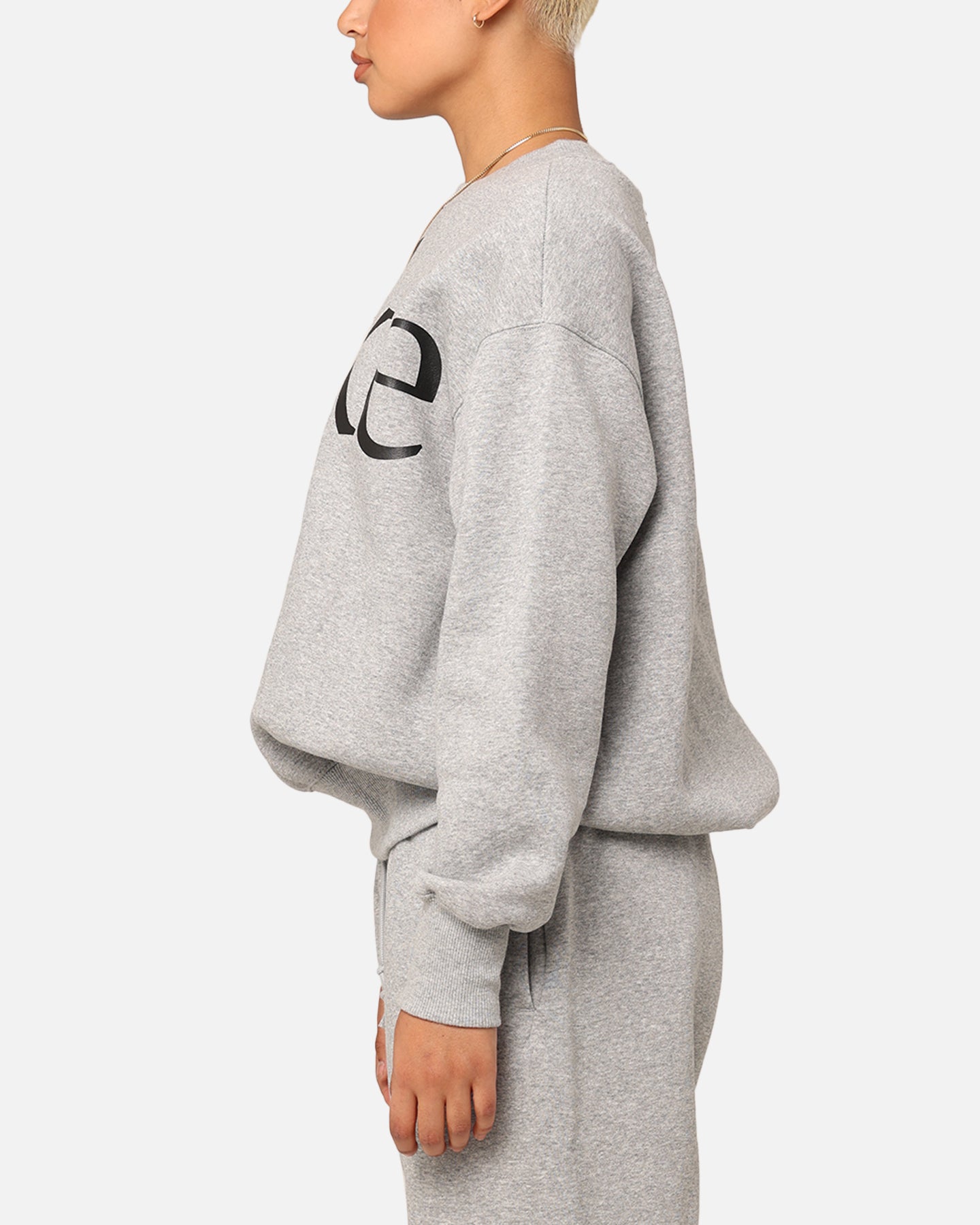 Nike Women's Sportswear Phoenix Fleece Oversized Logo Crewneck Dark Grey Heather、mySite、zt4zffjzw