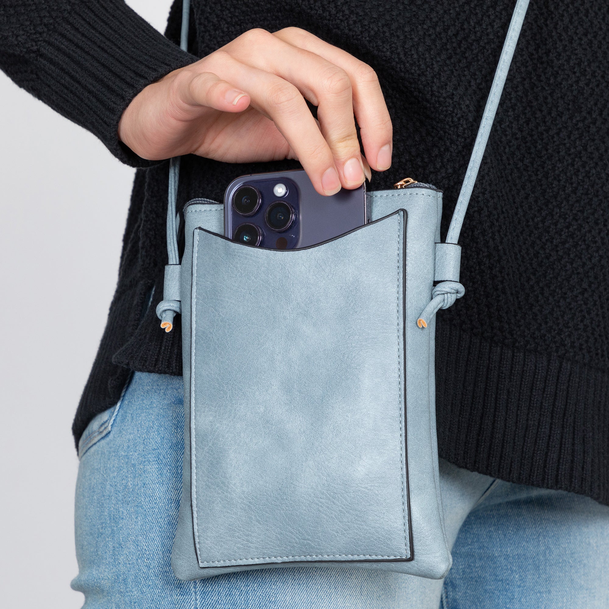 Cut Out Paws Crossbody Purse、mySite、camillekostekn