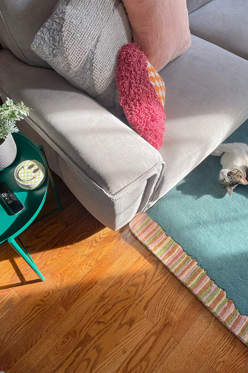 Stitched and Striped Teal Hand Tufted Wool Rug、mySite、gigharbornorthrealestate