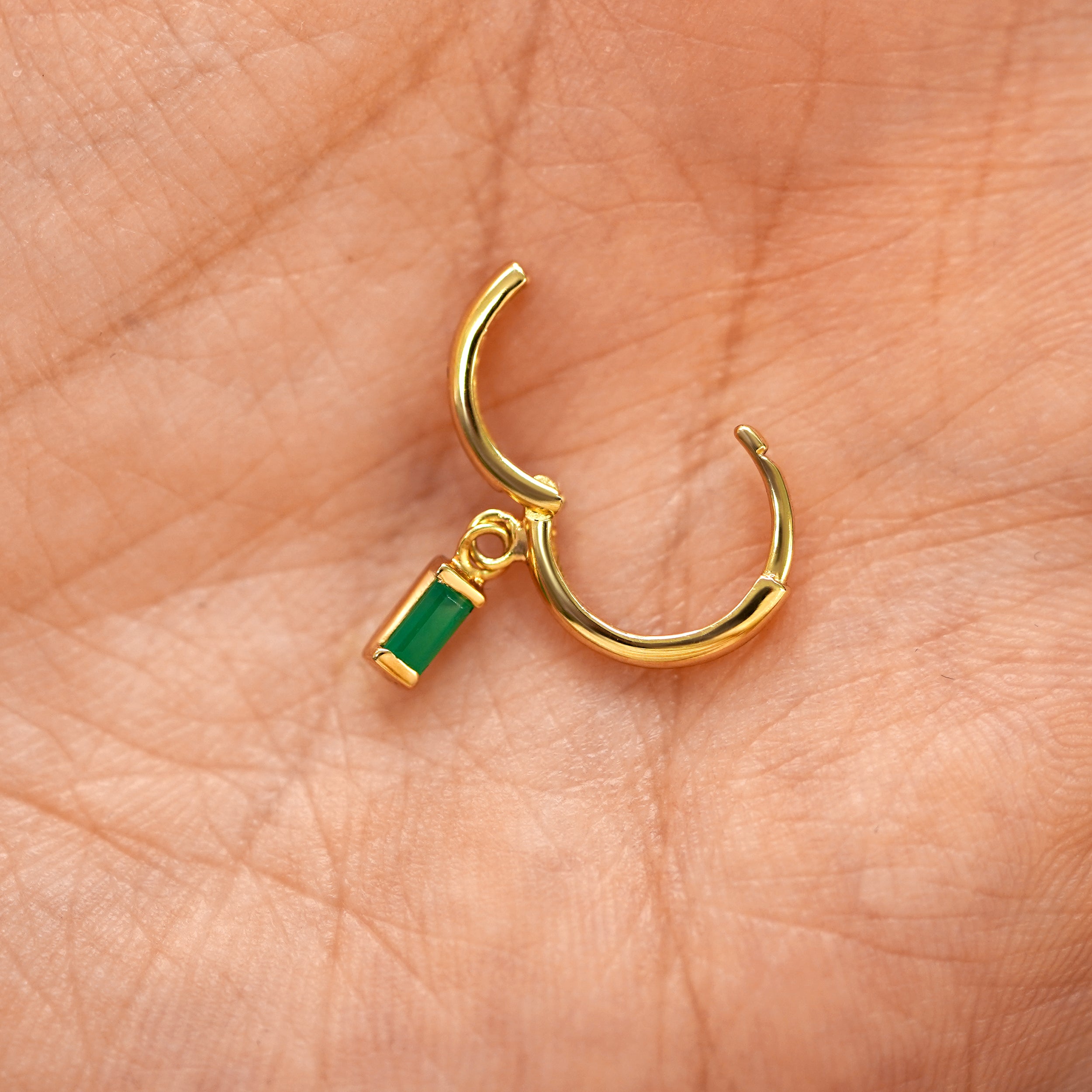 Baguette Emerald Dangle Hoop、mySite、hinf8tx79