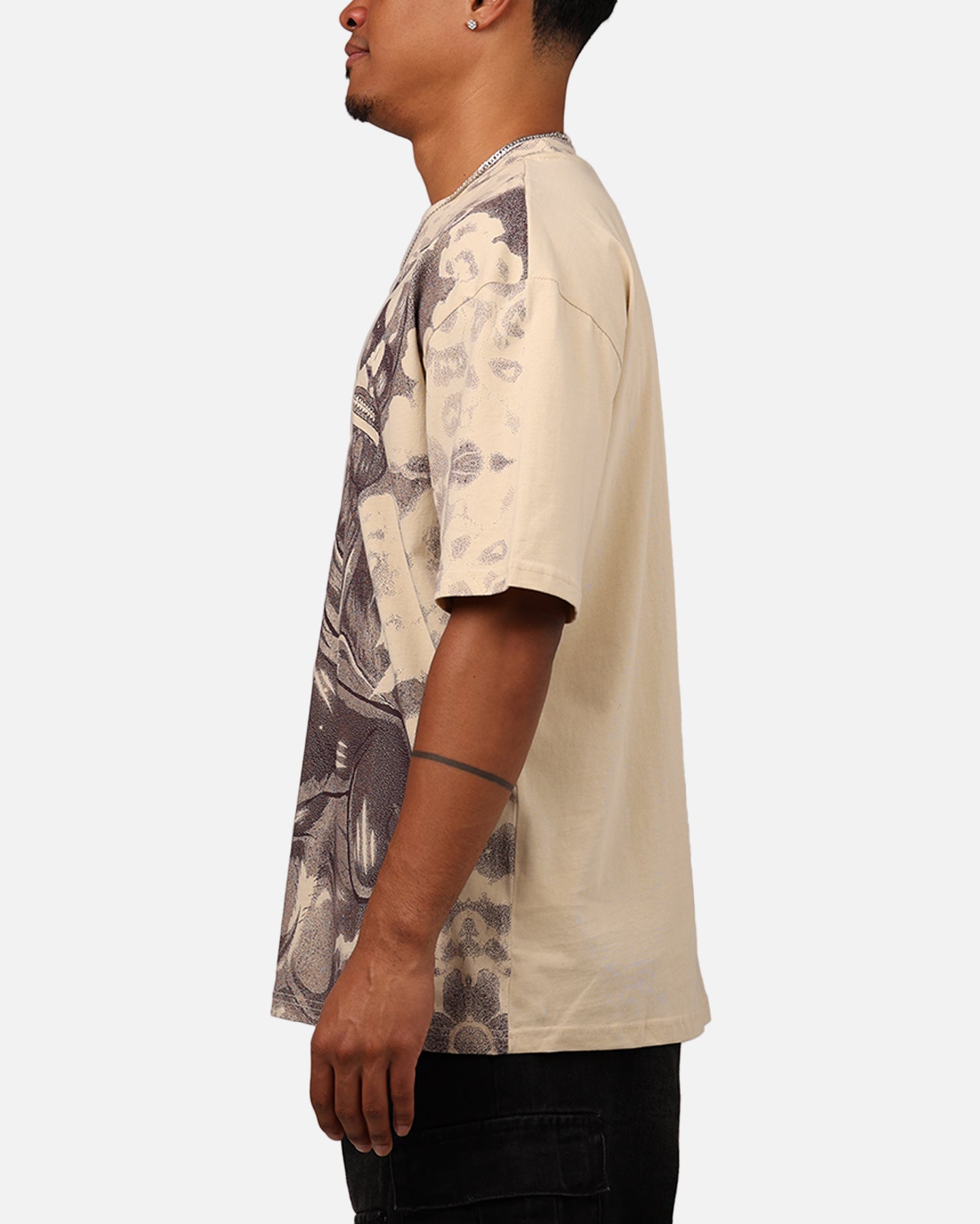 {product_title} - {shop_name}