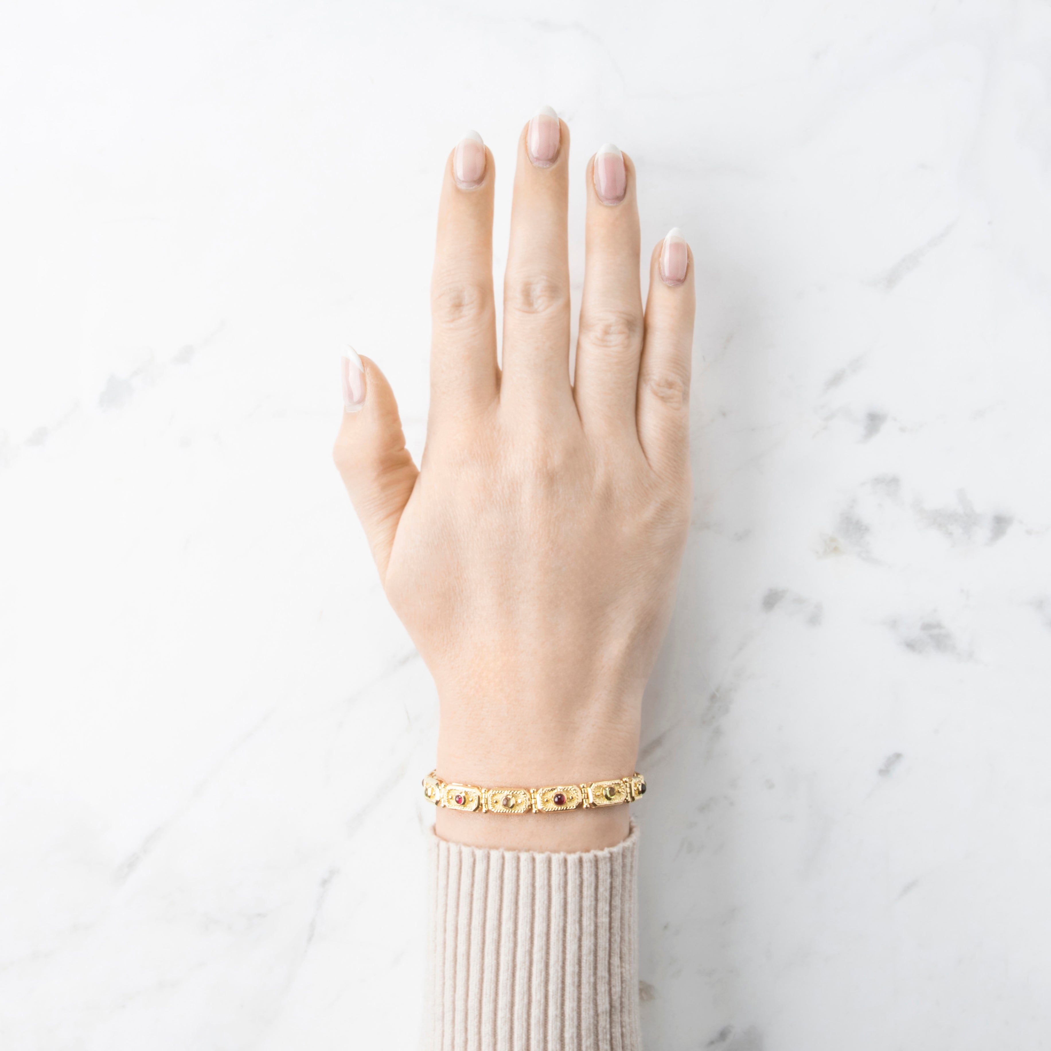 Vintage 14k Yellow Gold 1.3cttw Garnet 1cttw Peridot Cabochons Bracelet 7、mySite、hinf8tx79