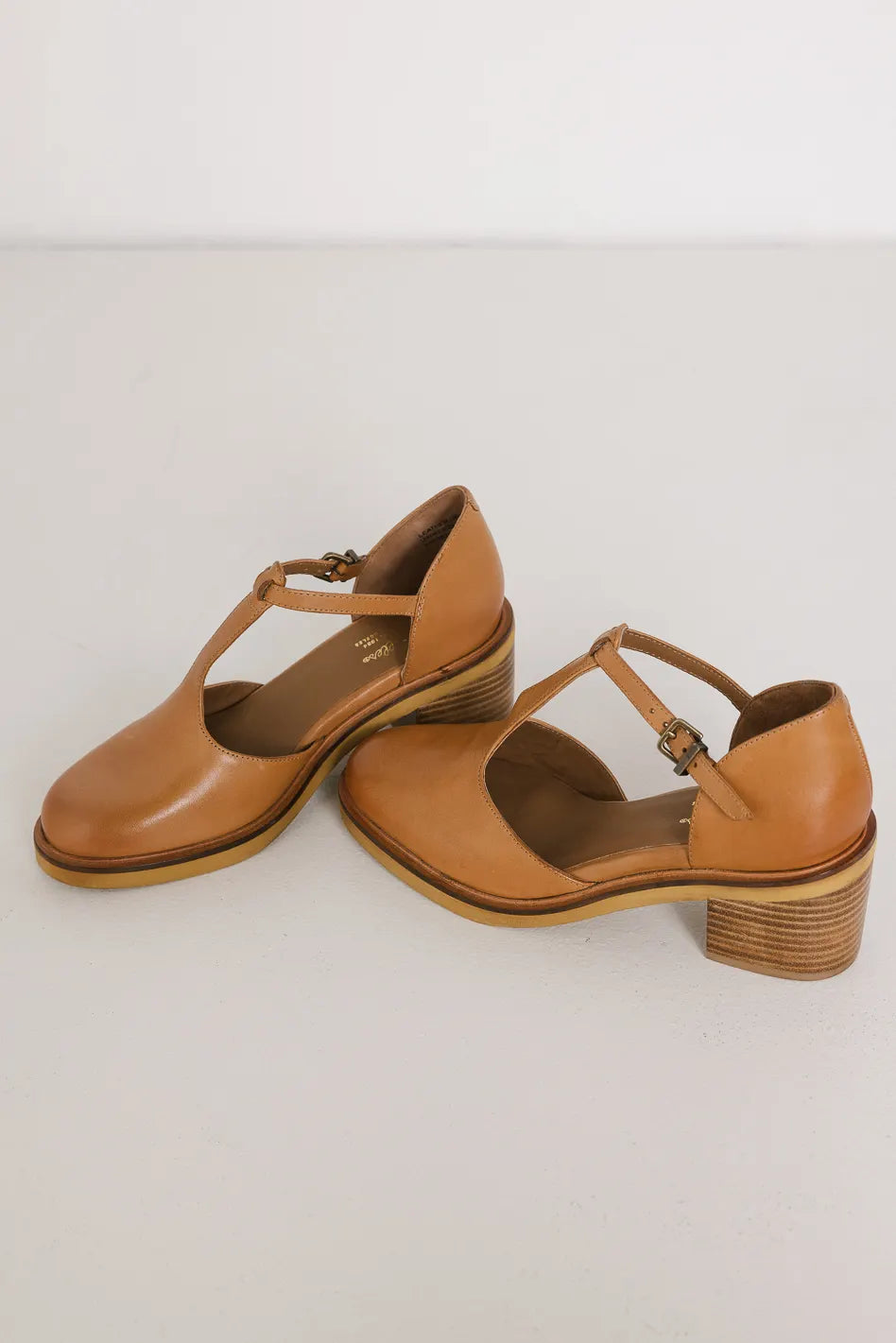 {product_title} - {shop_name}