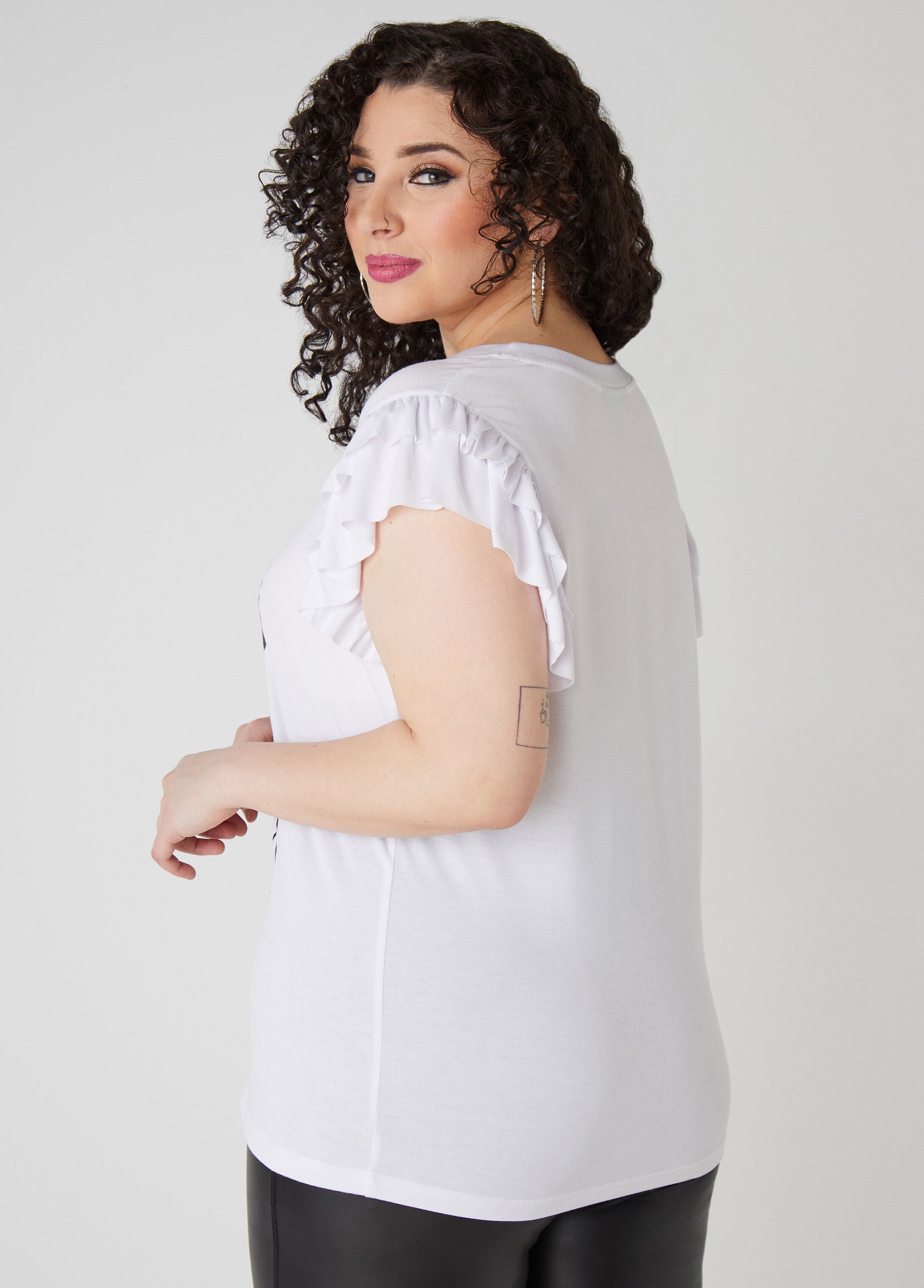 I Am A Woman Graphic Tee、mySite、bengalsvssteelers