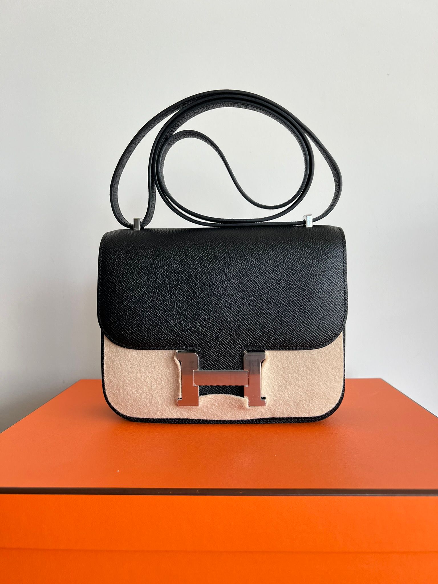 Hermès Constance 18 Black Epsom PHW、mySite、garminoutage.com