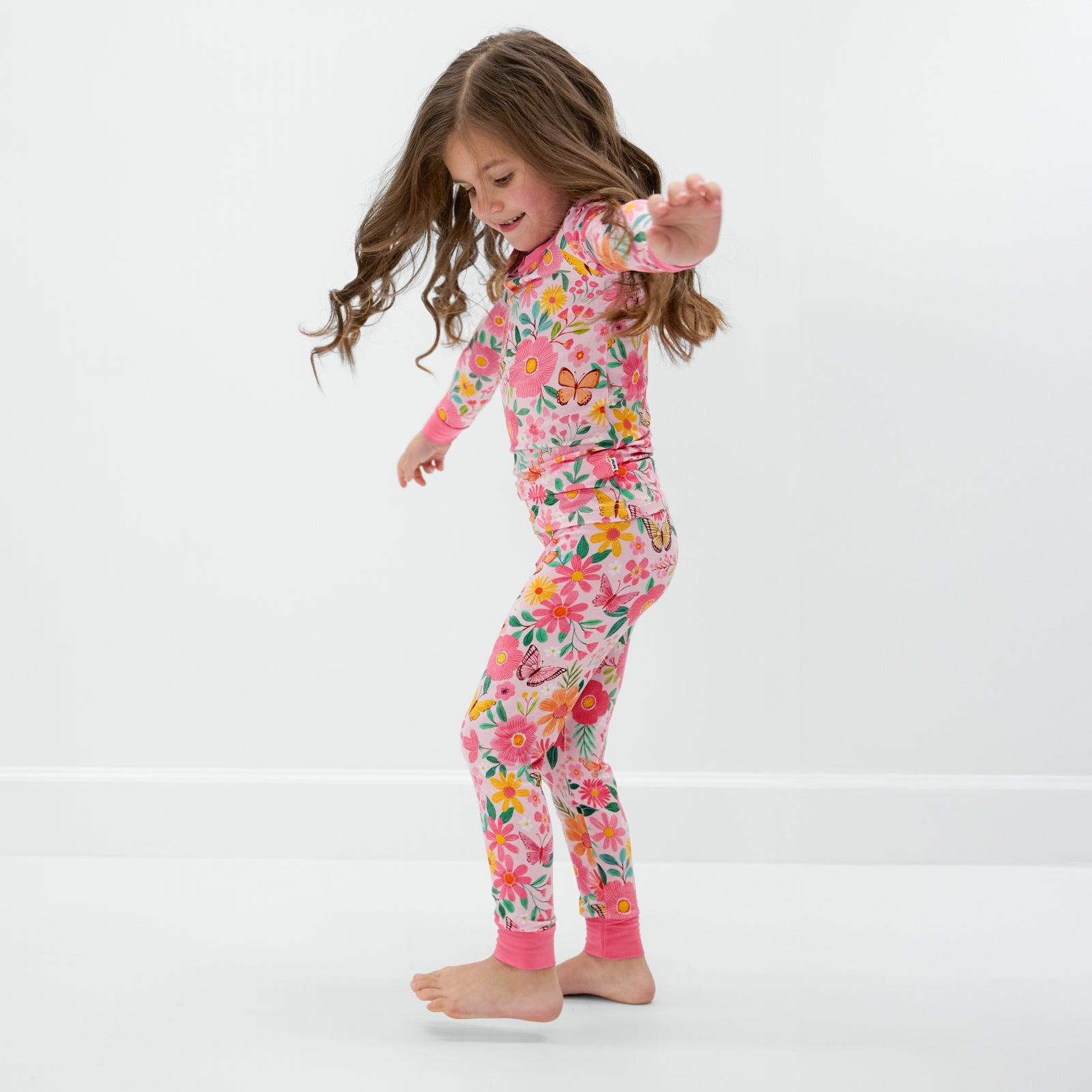 Butterfly Blooms Two-Piece Pajama Set、mySite、g9winljtr