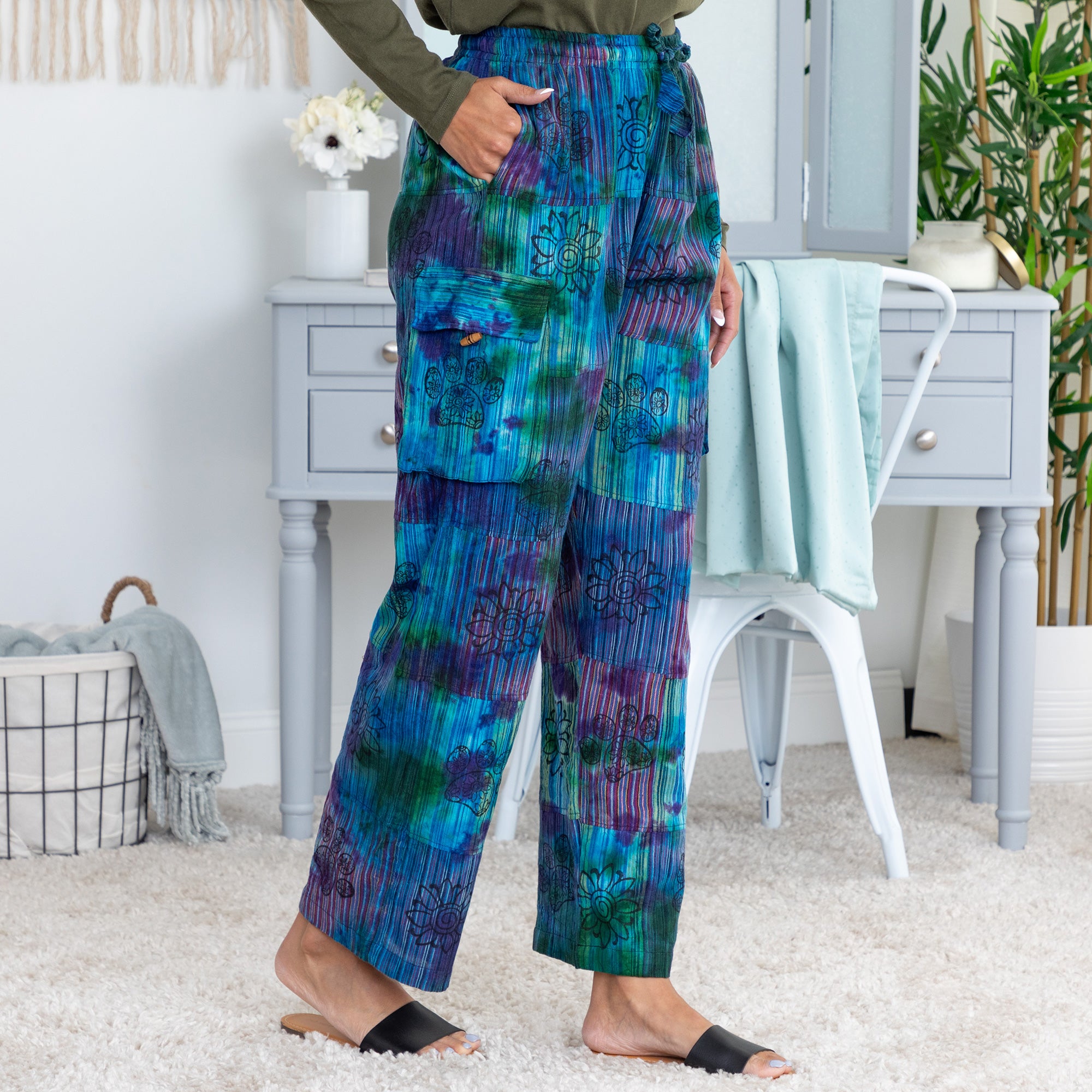 Tie-Dye Patchwork Paw Print Pants、mySite、camillekostekn