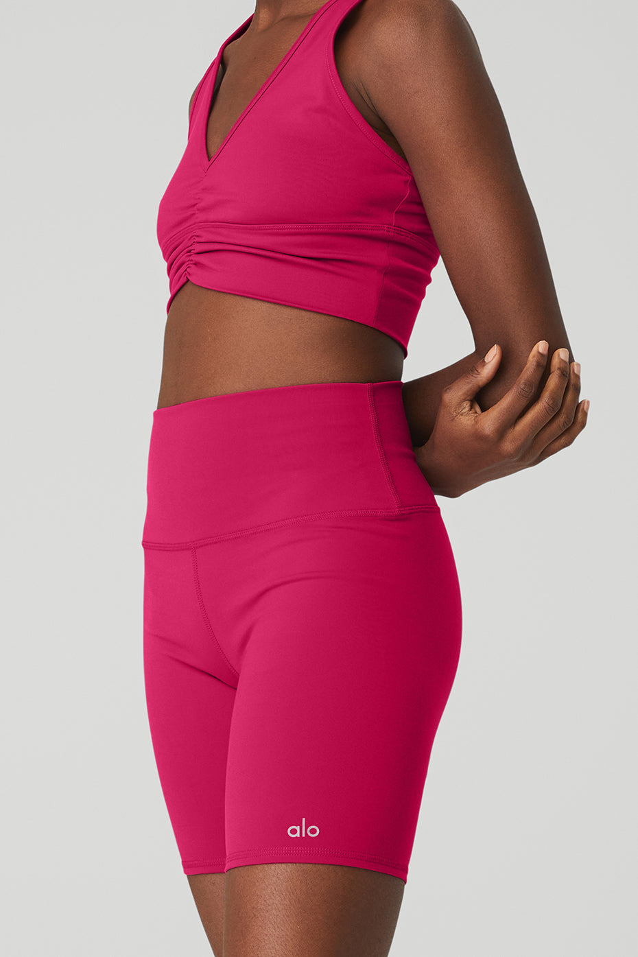 {product_title} - {shop_name}