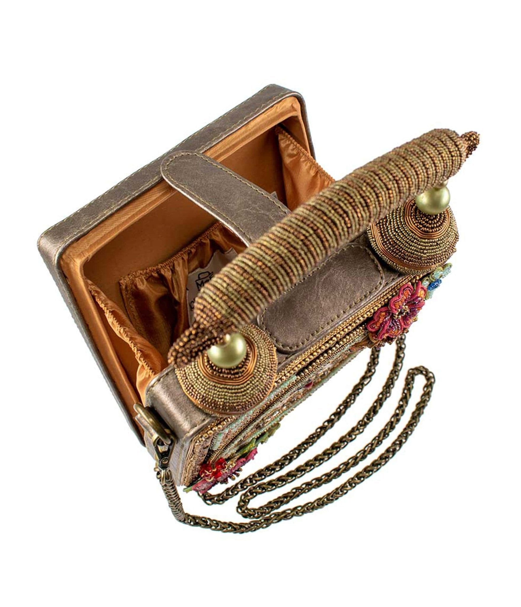 {product_title} - {shop_name}