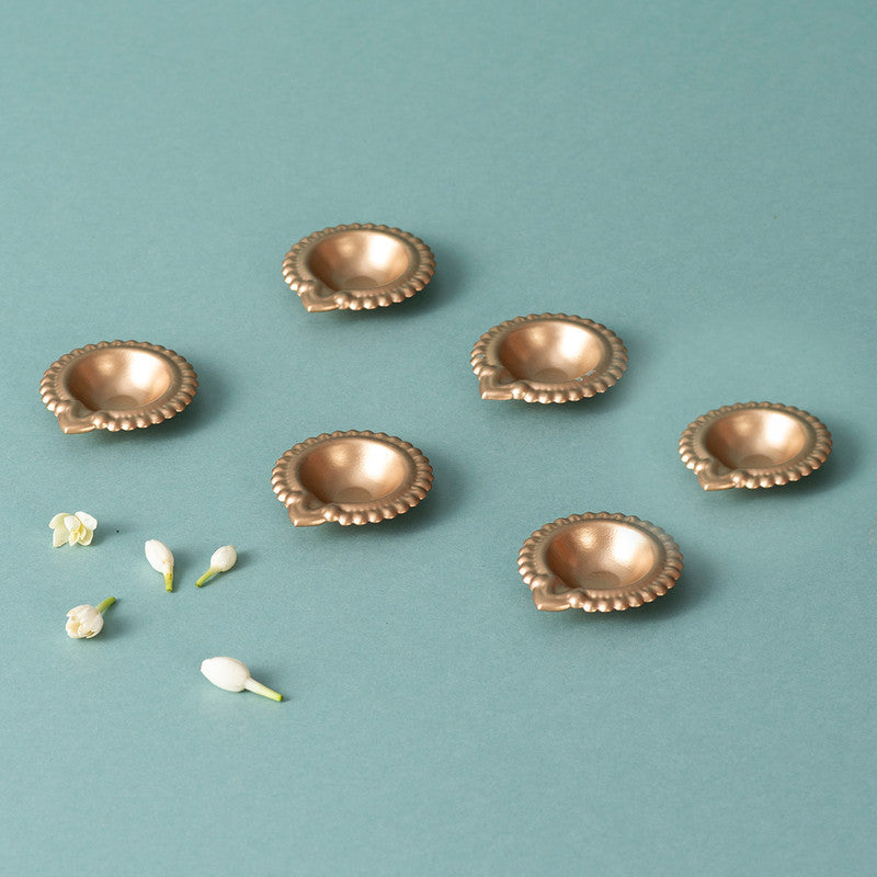 Brass Diya Set | Floral Design | Golden | Set of 6、mySite、camillekostekn