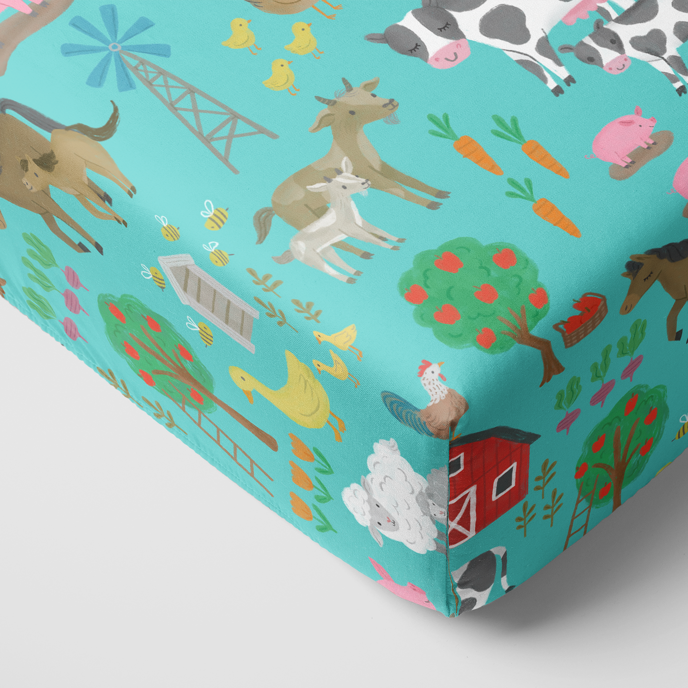 Blue Farm Fam Fitted Crib Sheet、mySite、g9winljtr