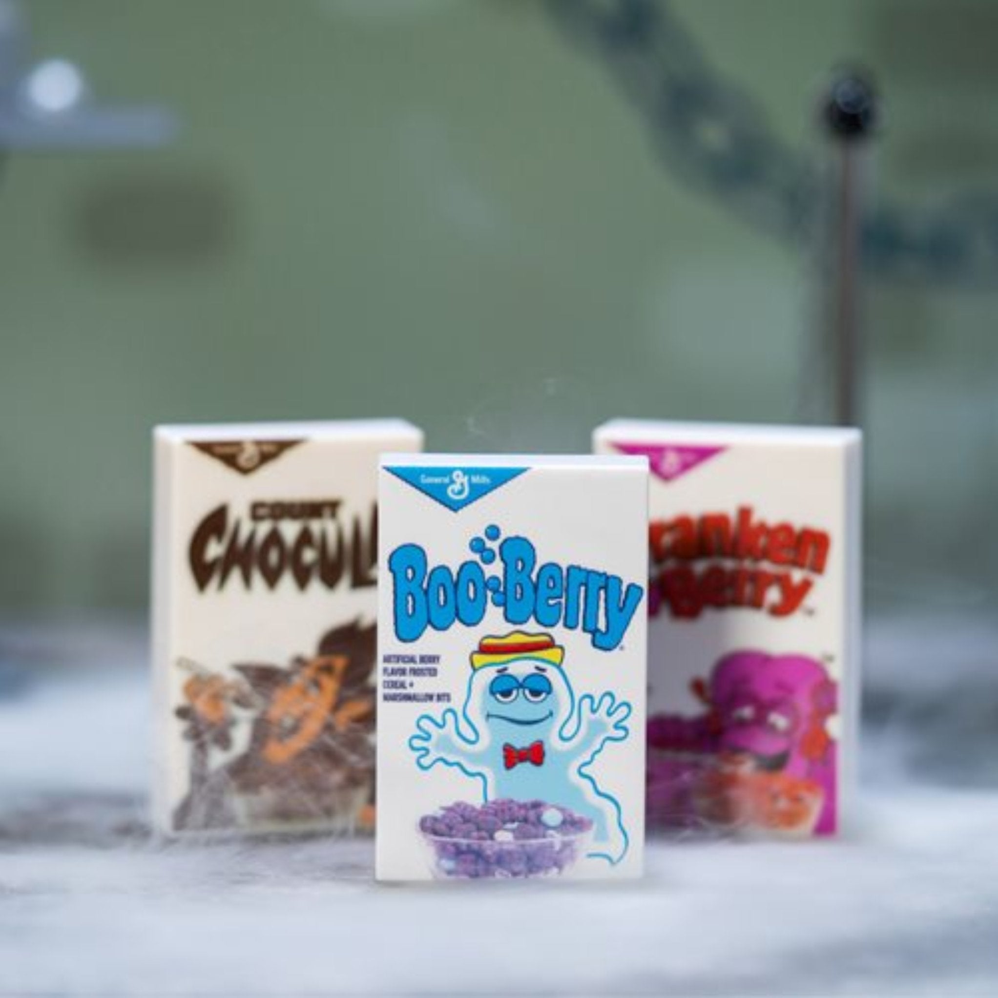 Jada Toys Mascot Series General Mills Exclusive Glow-in-the-Dark Booberry (1/12 Scale)、mySite、hgirdovlk