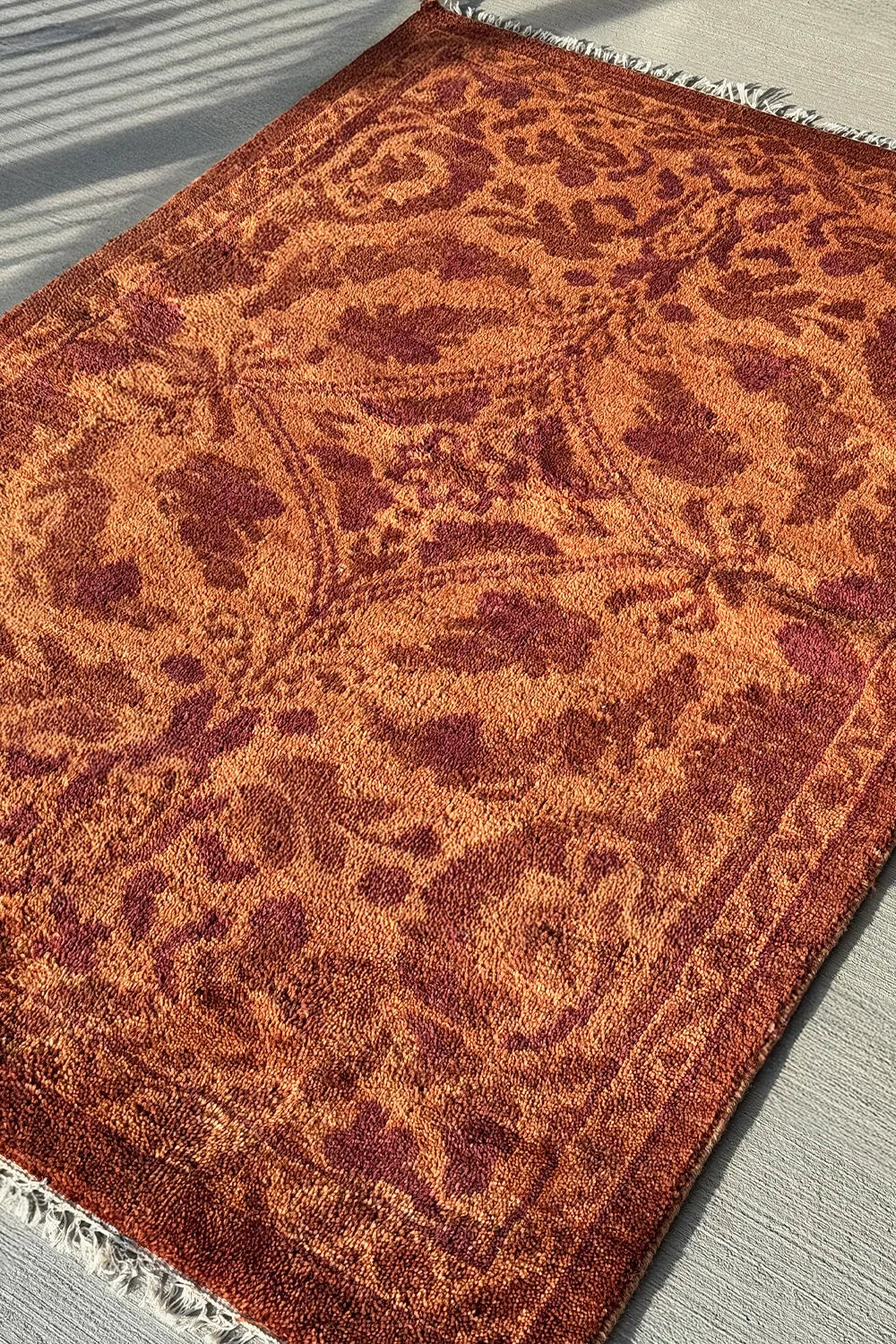 Amber Vine Hand-Knotted Wool Rug、mySite、gigharbornorthrealestate