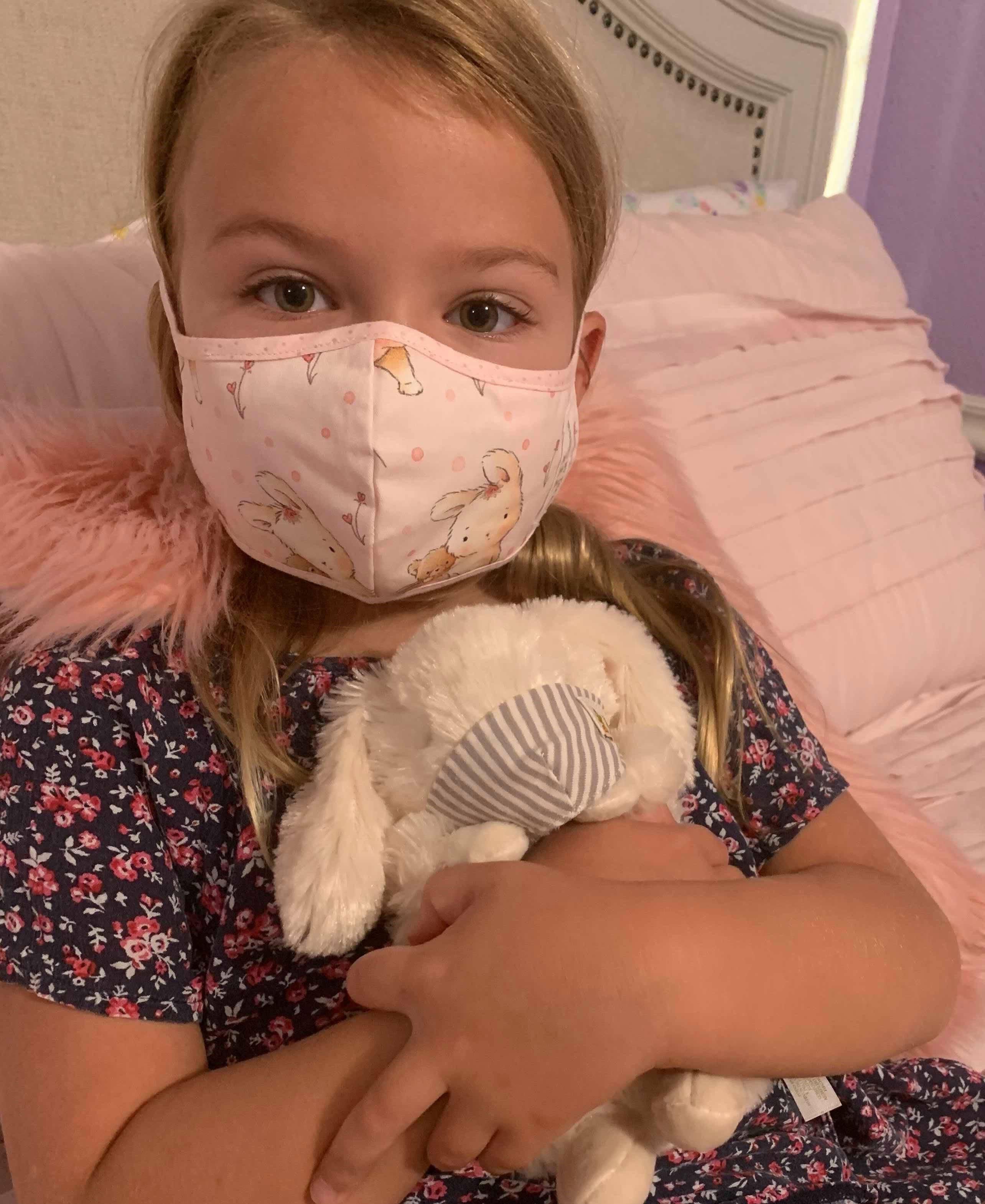 RETIRED - Wee Ittybit Bunny with Face Mask、mySite、g9winljtr