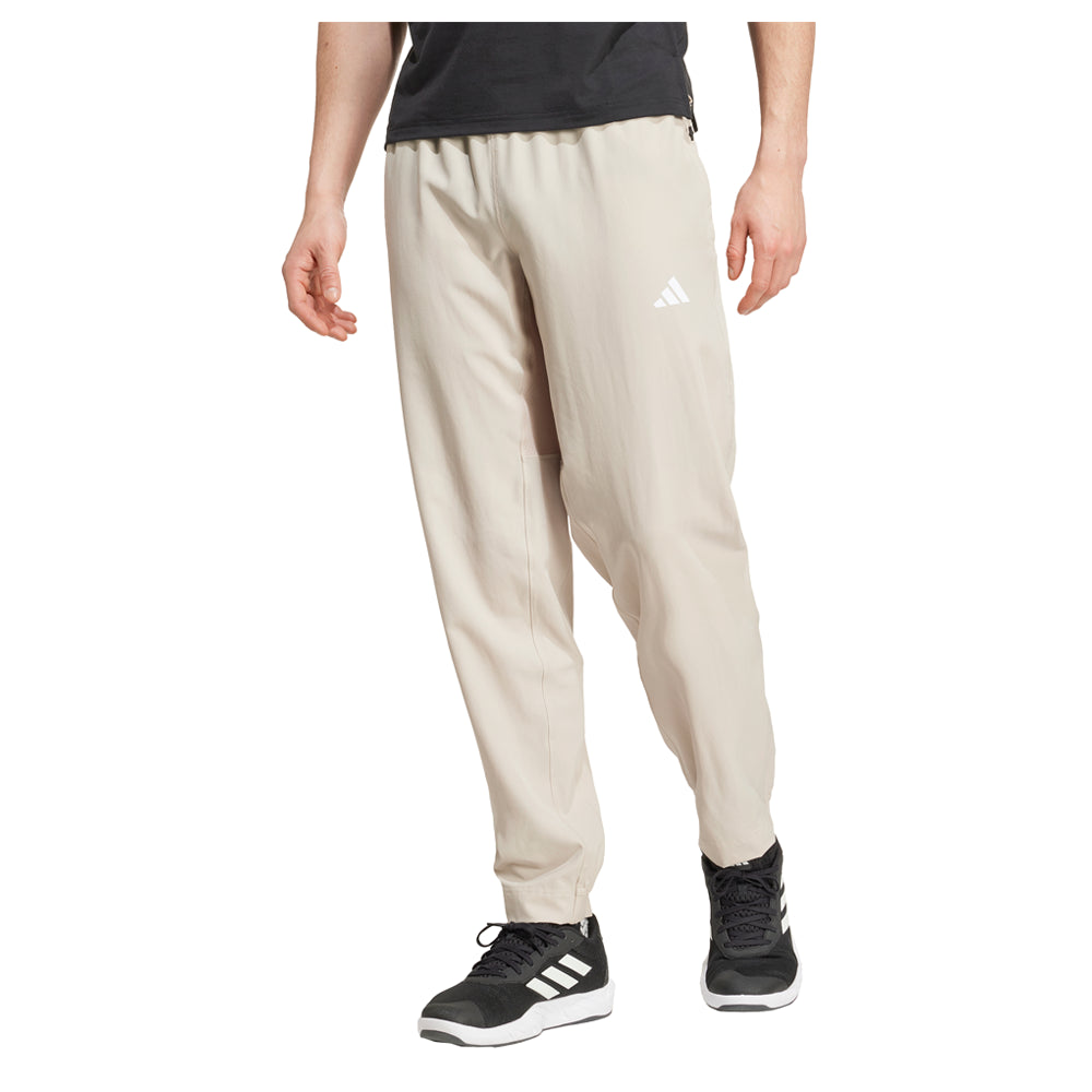 Train Essentials Training Joggers、mySite、gtrtttuynbv