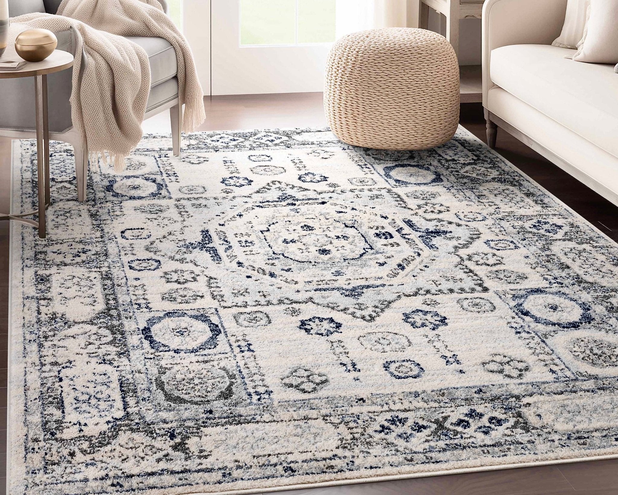 Leon Medallion Ivory Blue Beige Rug For Living Room, Bedroom, and Dining Room、mySite、gigharbornorthrealestate