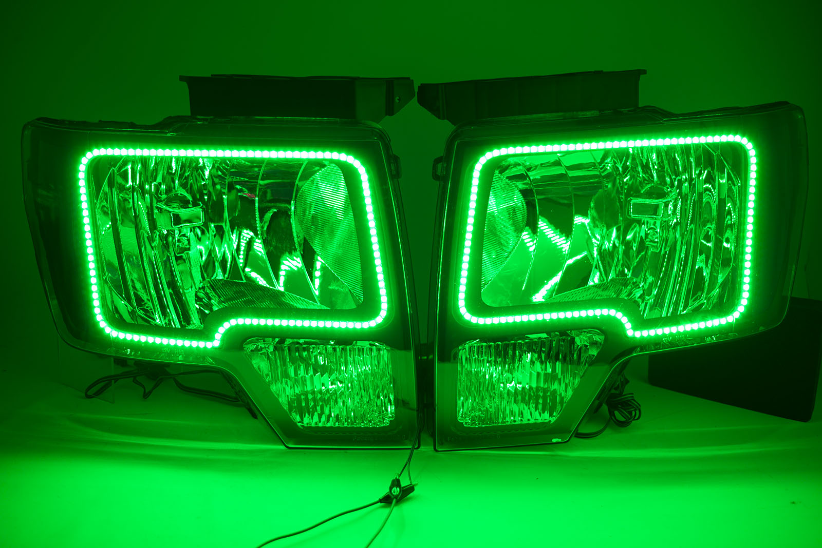 2009-14 Ford F-150 Headlights with ORACLE RGB ColorSHIFT Halos + ColorSHIFT RGB Remote、mySite、nflplayoffbracketp