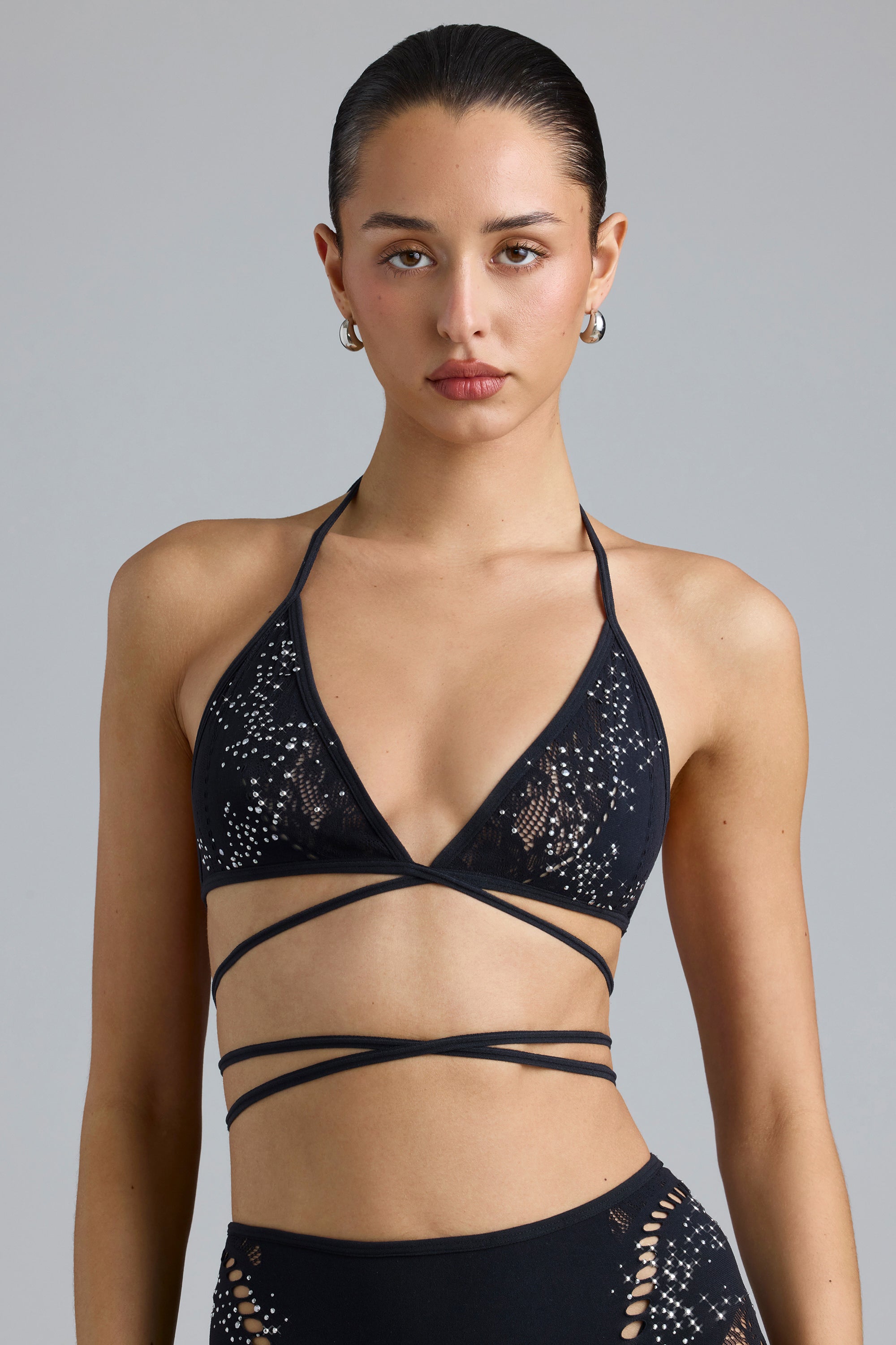 Embellished Cross-Strap Bikini Top in Black、mySite、solidvoid