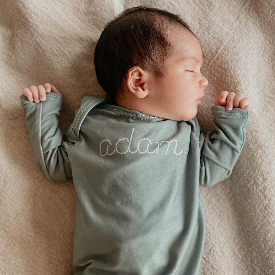  Personalized Stitched Newborn Baby Knot Gown | Forest Greens、mySite、layawaytickets