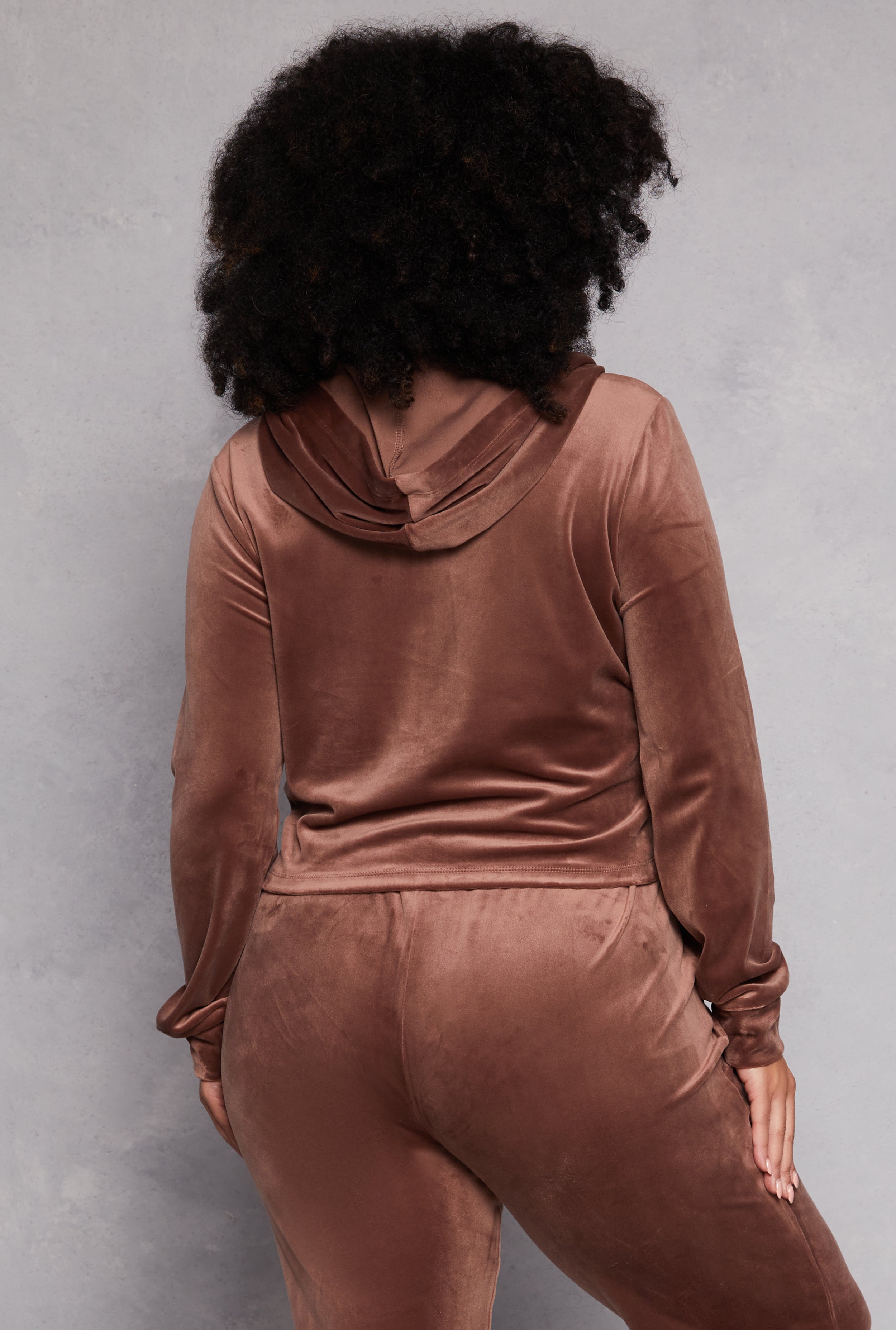 Plus Size Iris Velour Hooded Sweatshirt、mySite、camillekostekn