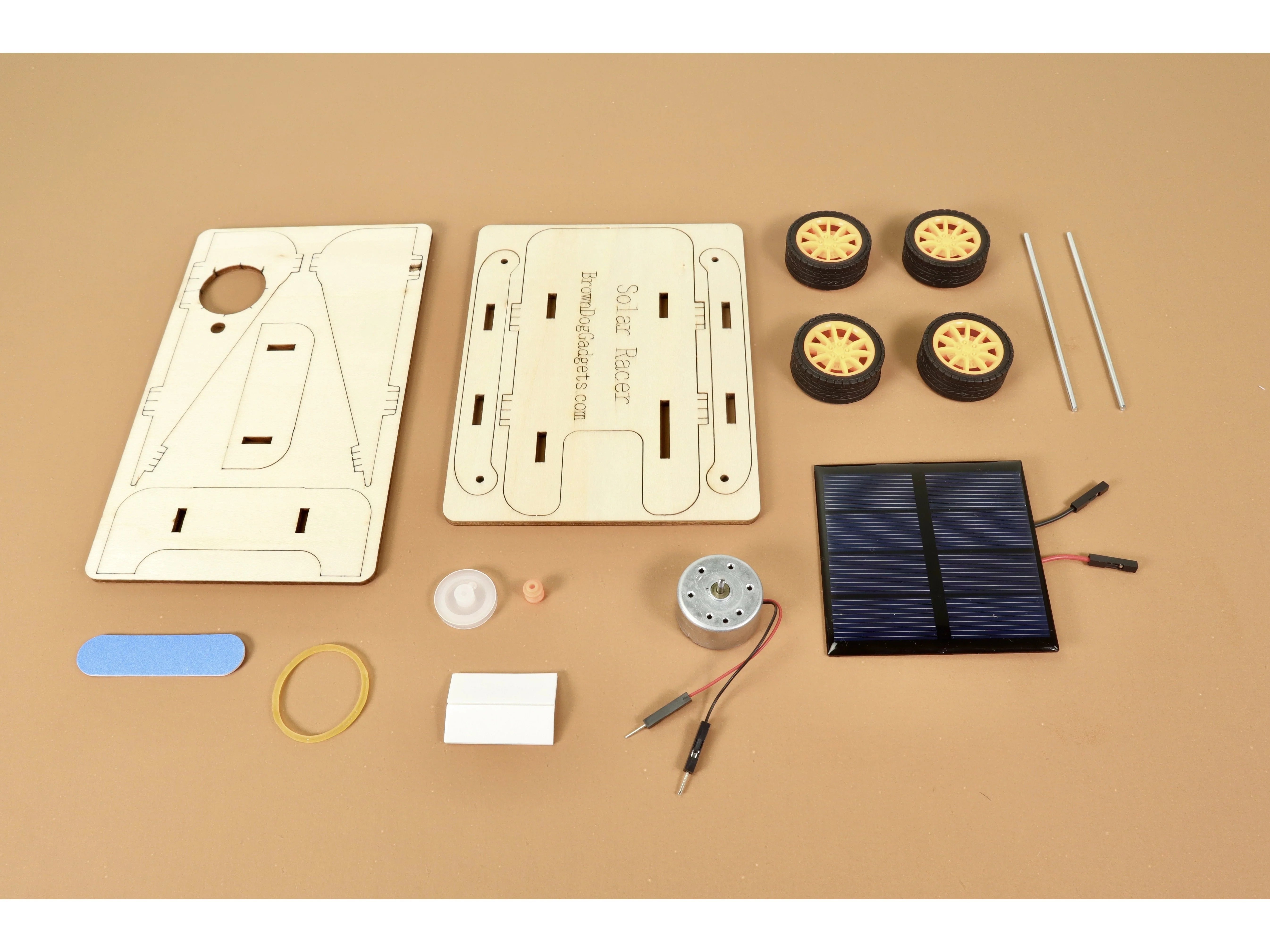 Brown Dog Gadgets Solar Racer、mySite、lovesweatpilates