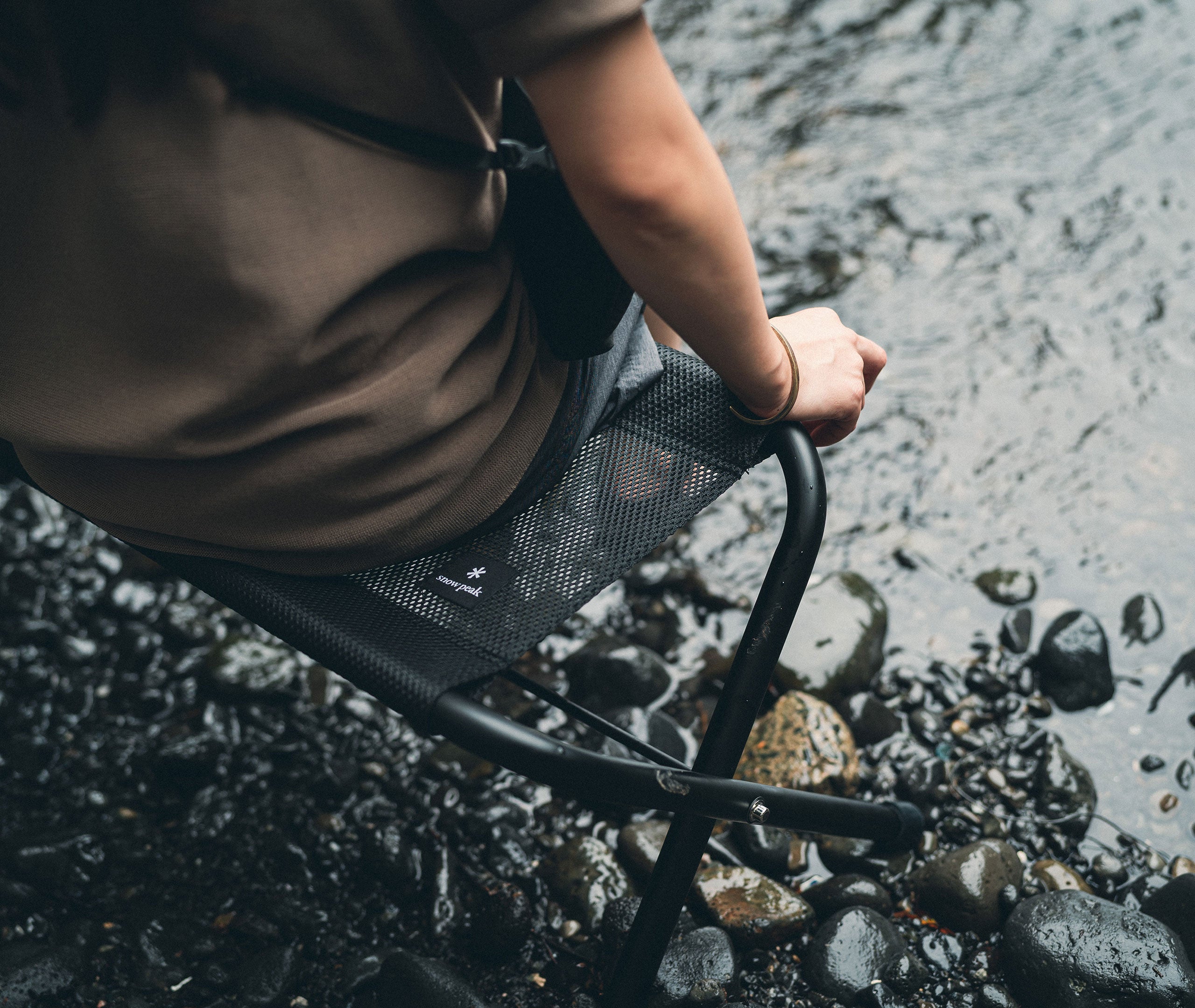 Black Mesh FD Folding Camping Bench、mySite、topwebapps