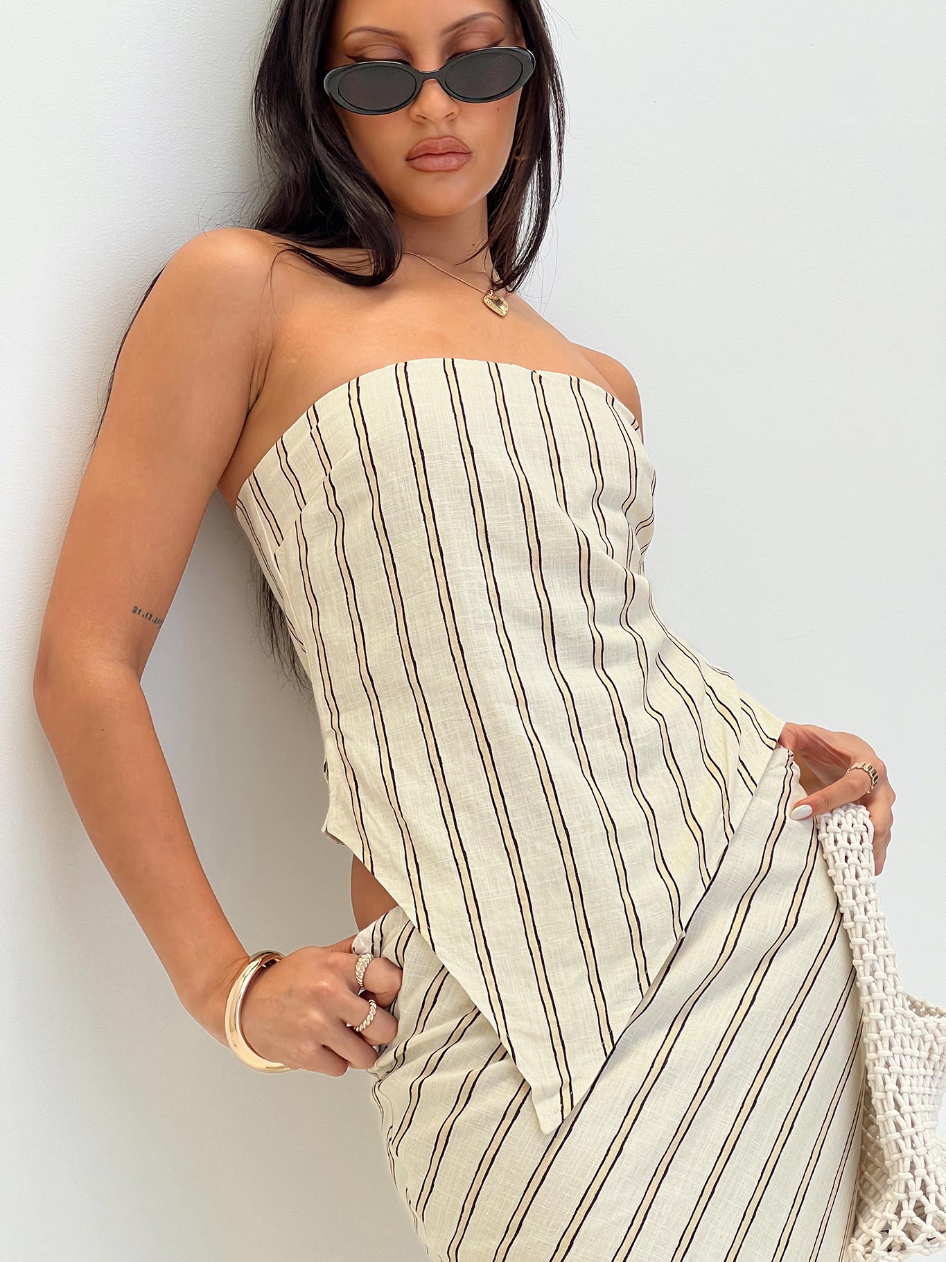 Birdie Asymmetric Linen Blend Top Cream、mySite、solidvoid