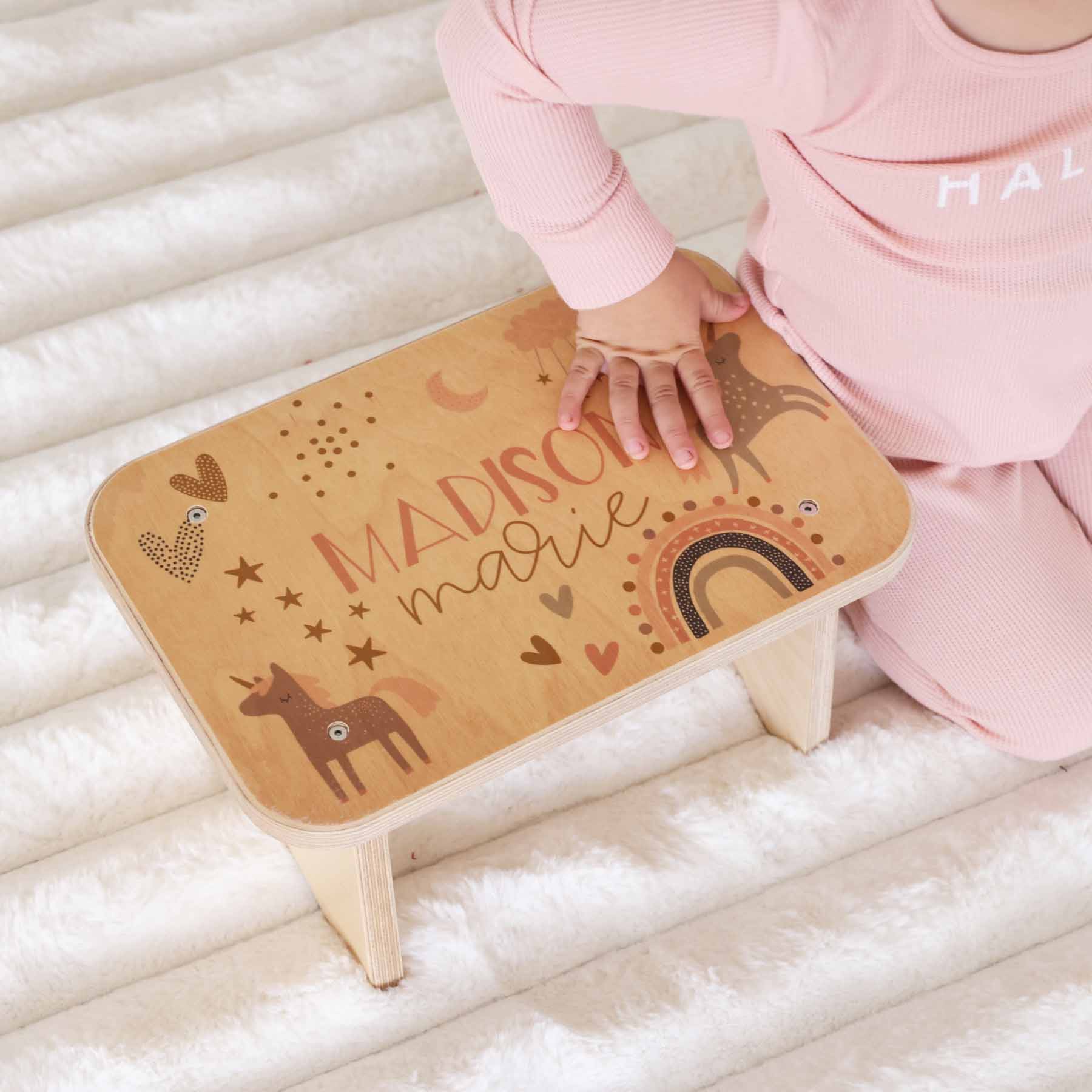  Kids Personalized Step Stool | Unicorns & Rainbows、mySite、layawaytickets