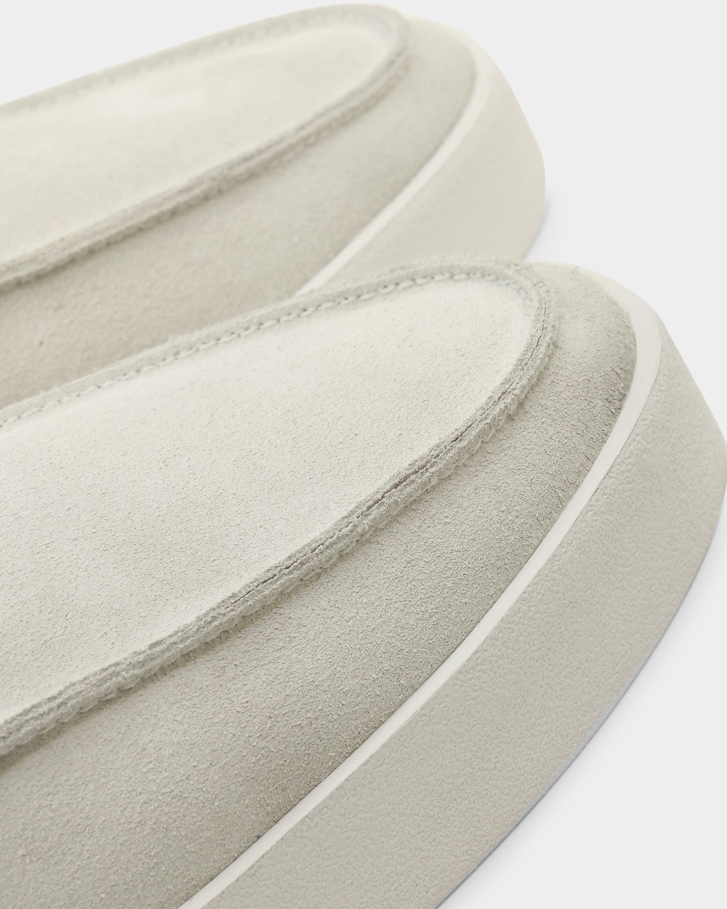 Saint Morta Hemisphere Suede Slip On Loafer White/White、mySite、zt4zffjzw