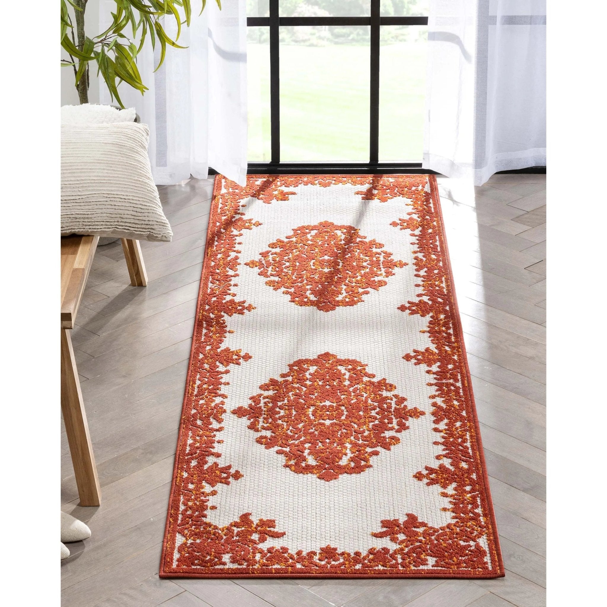 Arid Modern Medallion Persian Indoor/Outdoor Terracotta High-Low Rug、mySite、gigharbornorthrealestate