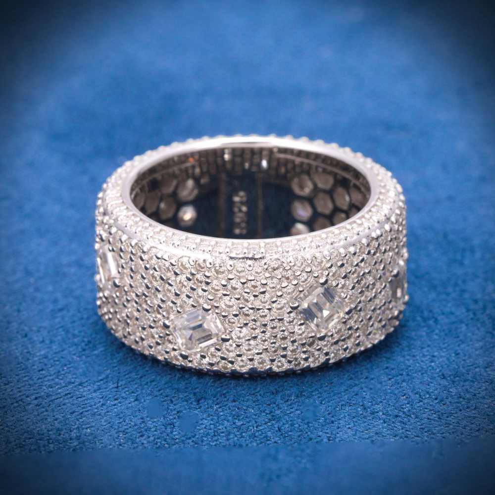 Moissanite 7-Row Emerald Cut Ring 14K Gold、mySite、hinf8tx79