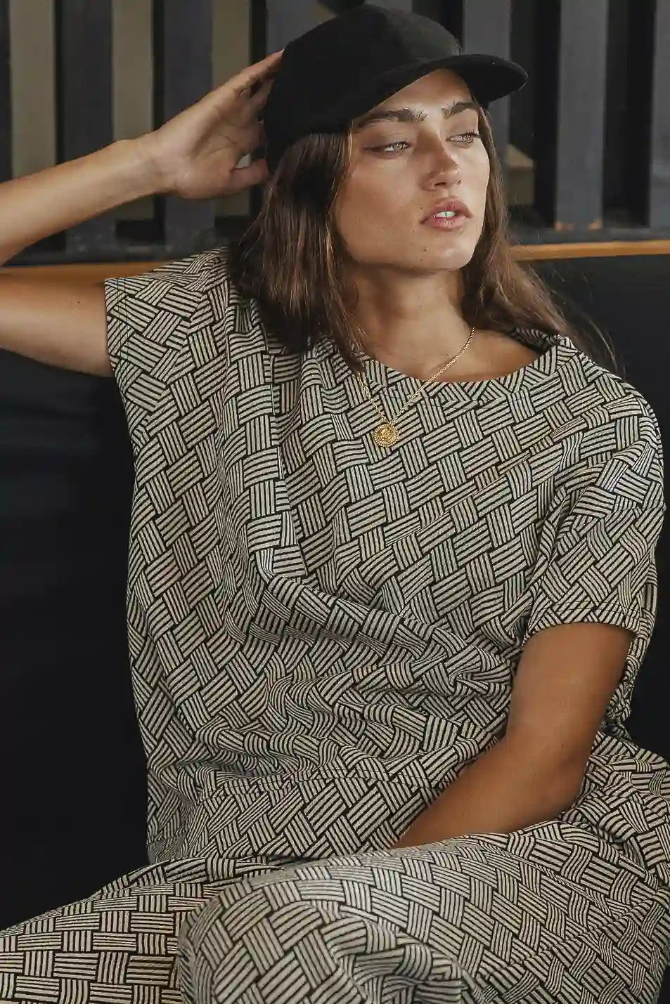 {product_title} - {shop_name}