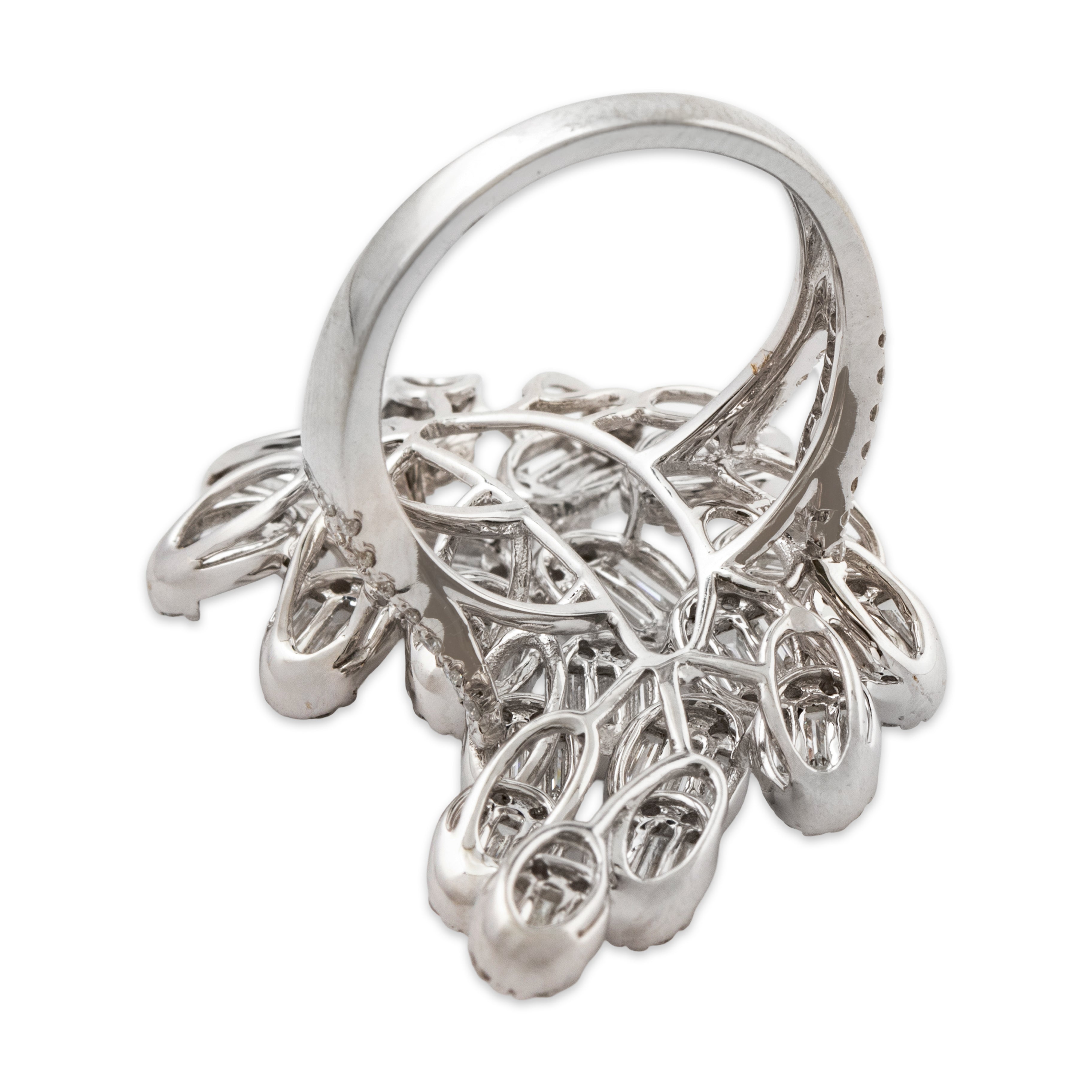 Large Avant Garde 18k White Gold 3.27cttw Diamond Abstract Floral Sprays Ring 7、mySite、hinf8tx79