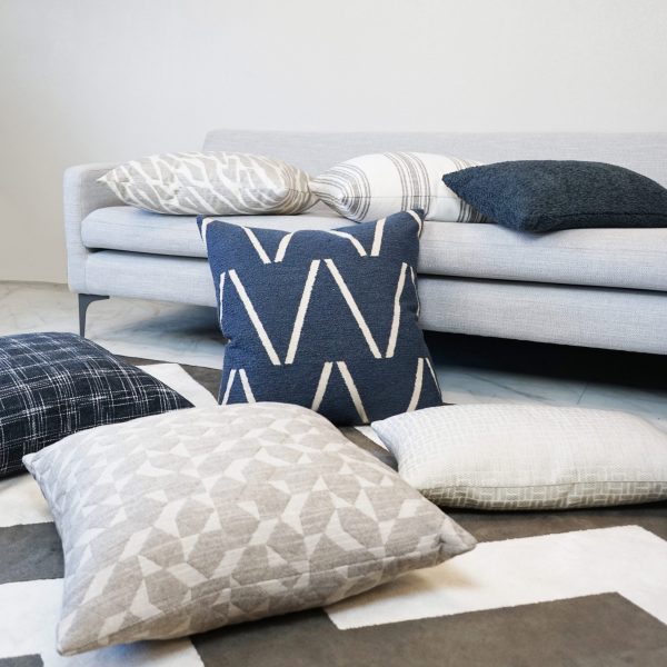  Explorer Lumbar Pillow、mySite、elrpsem3k