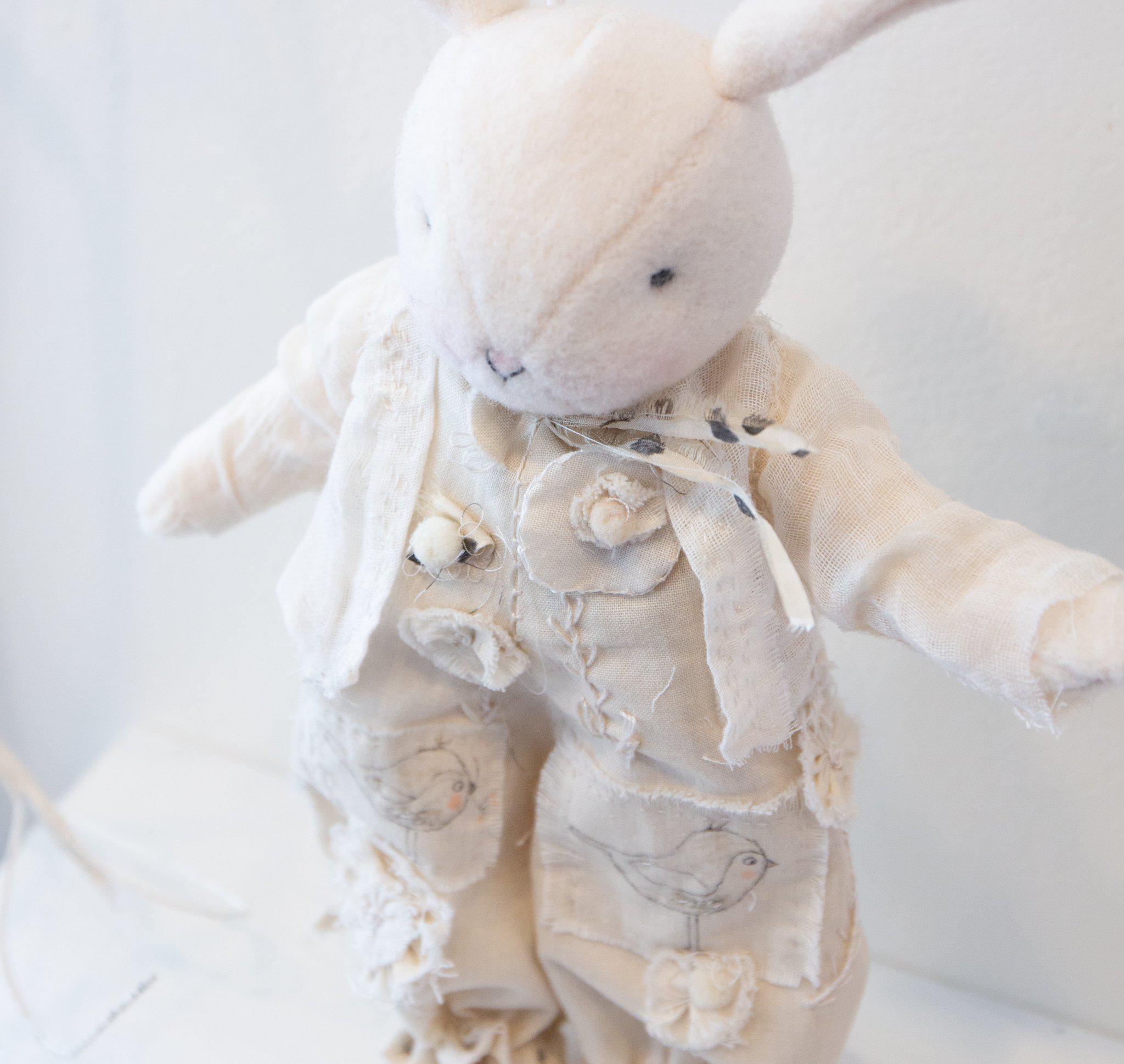 RETIRED - Hutch Studio Original - Ella Tweet - One of A Kind Bunny、mySite、g9winljtr