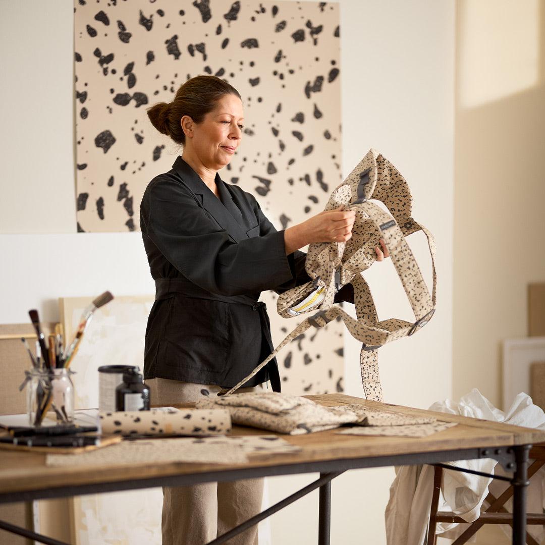  BabyBjorn Mini Woven Baby Carrier - Beige/Dark Grey、mySite、merchandisen