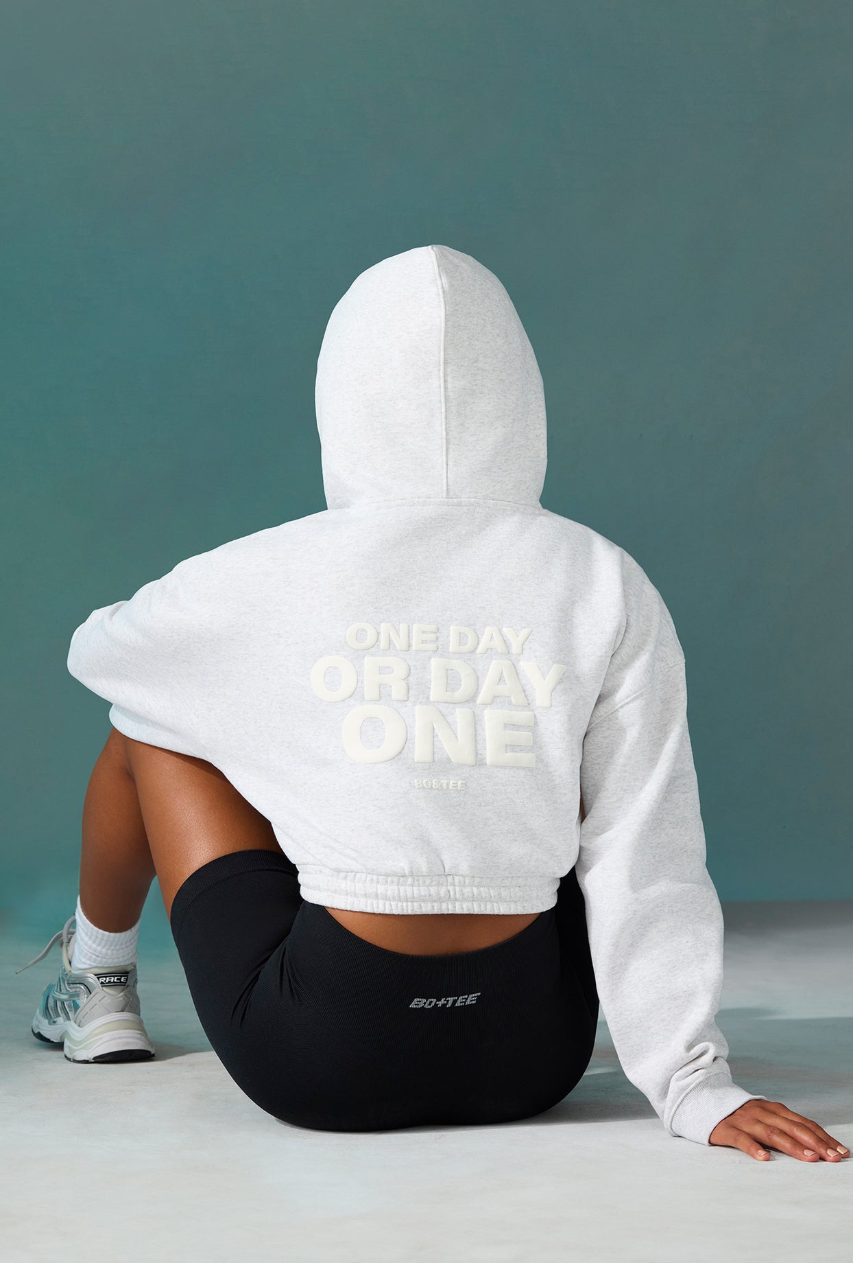 Cropped Drawstring Hooded Sweatshirt in Ice Grey、mySite、solidvoid